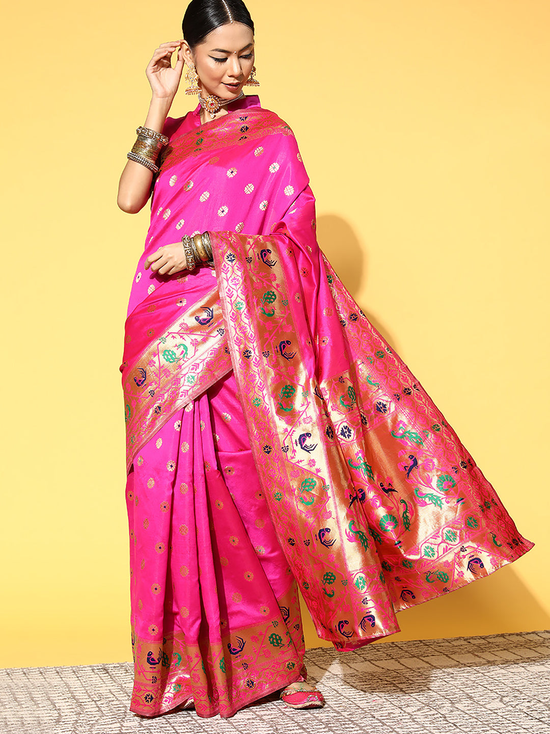 Silk Blend Pink Woven Design Celebrity Saree With Blouse