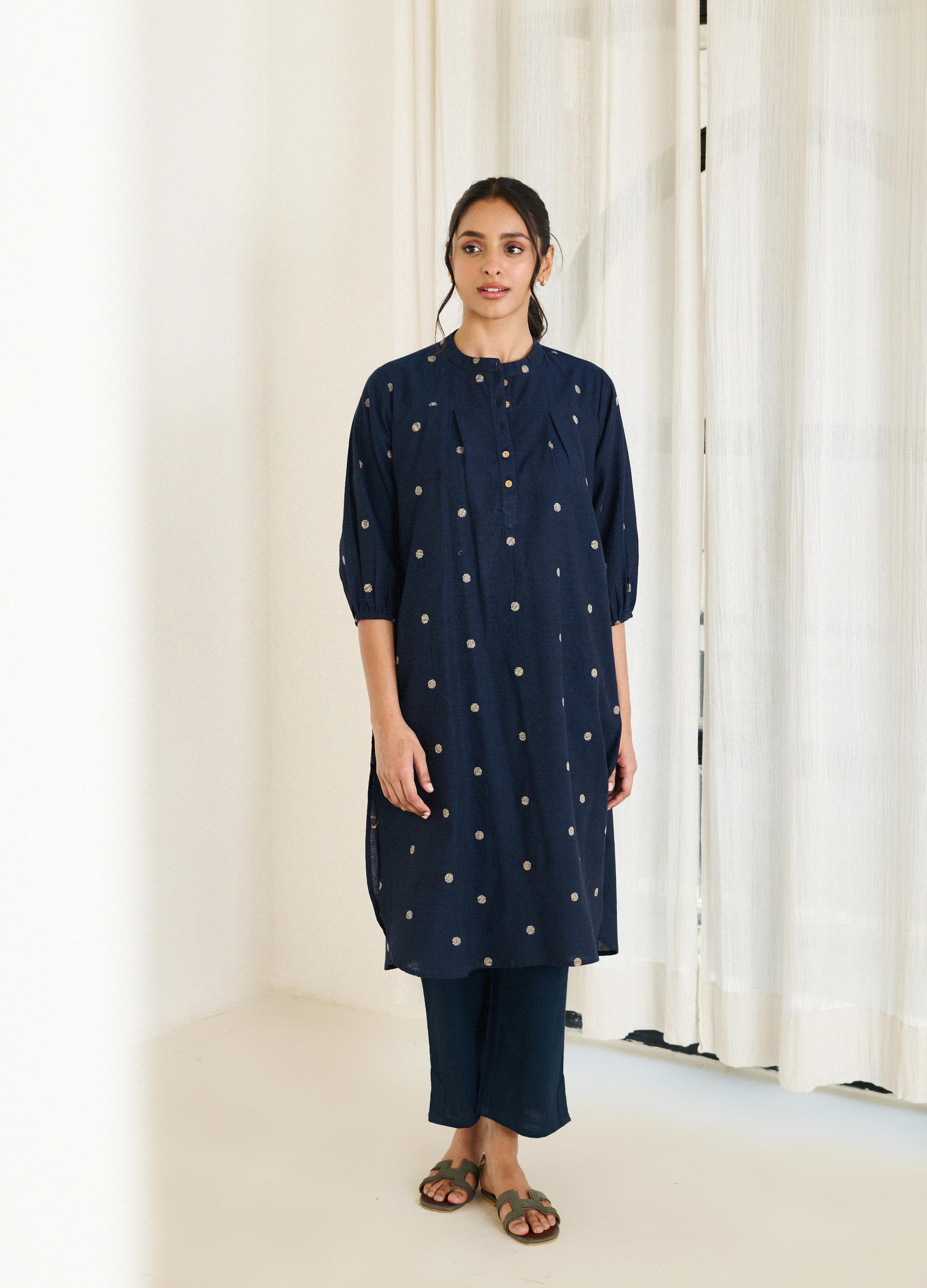 Saadgi Blue Kurta Set with Solid Pant - Set of 2-FL