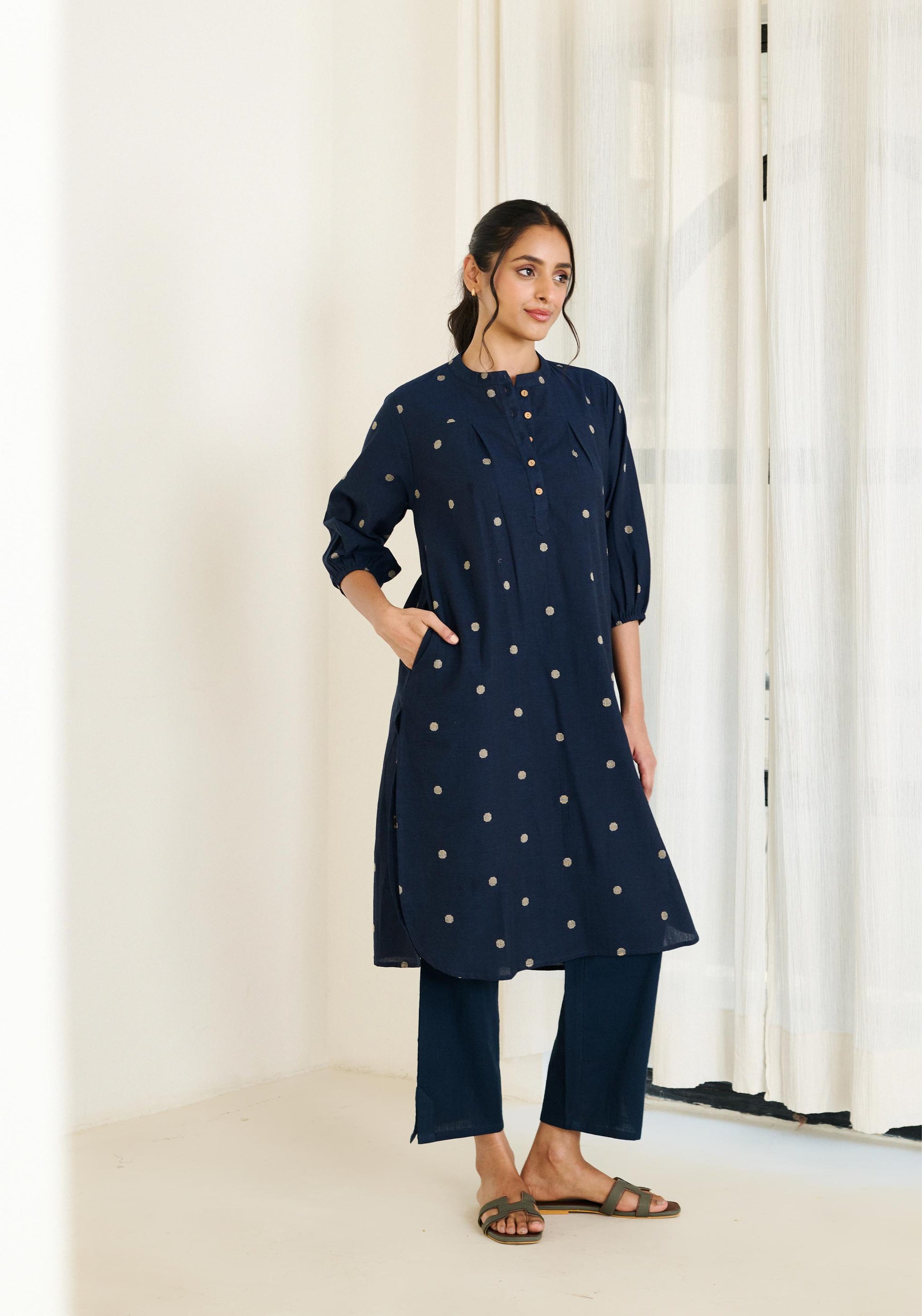 Saadgi Blue Kurta Set with Solid Pant - Set of 2-FL