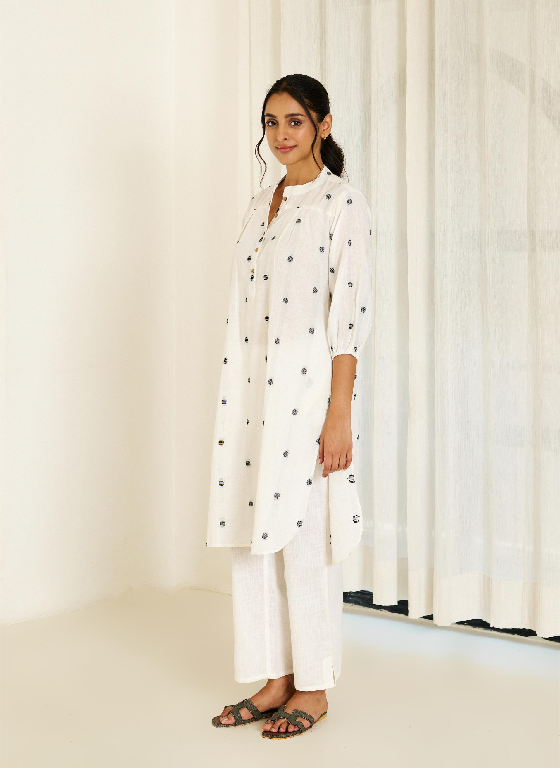 Saadgi White Kurta Set with Solid Pant - Set of 2-FL