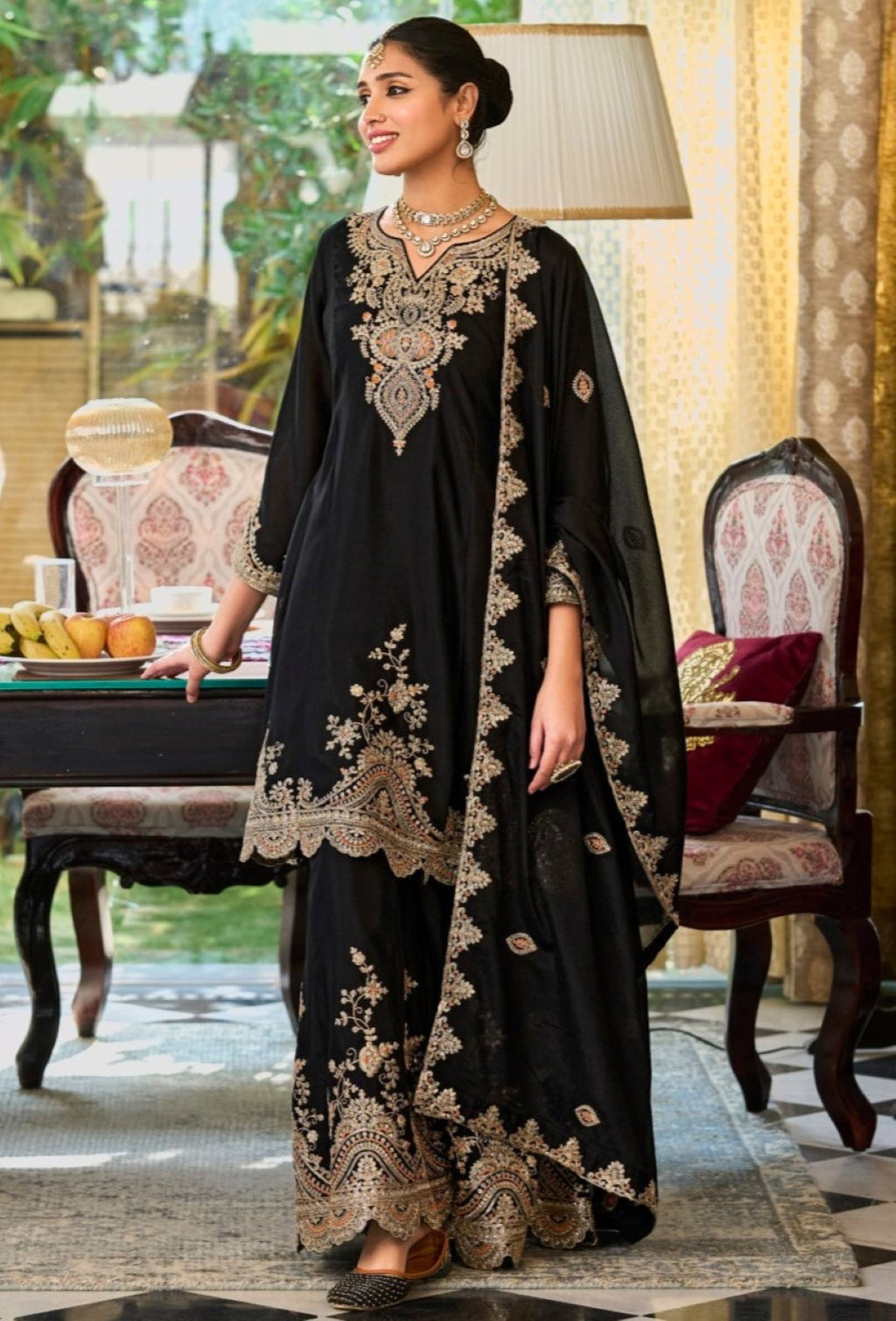 Roshandan Onyx Full work gharara set