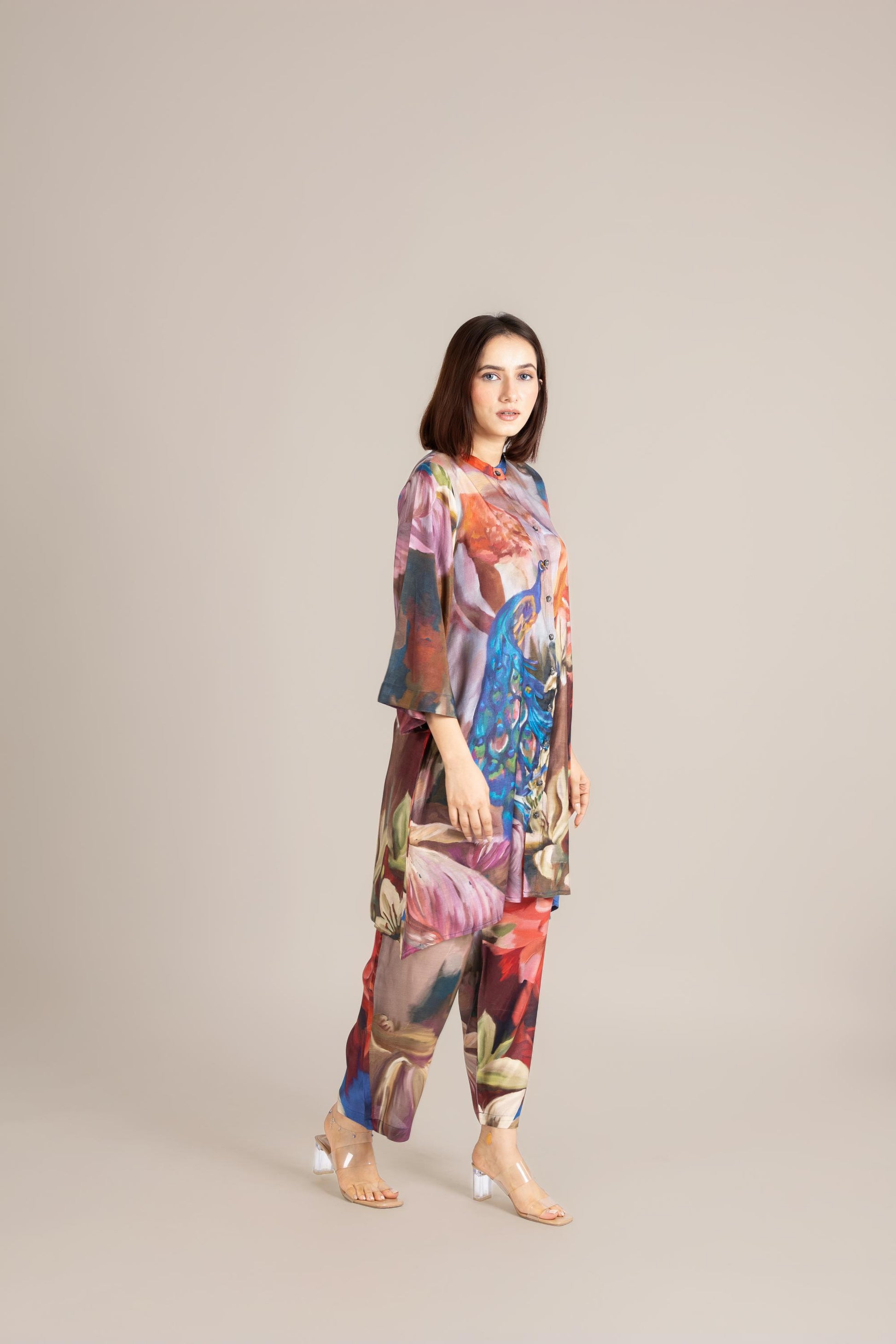 Feathered grace crane set