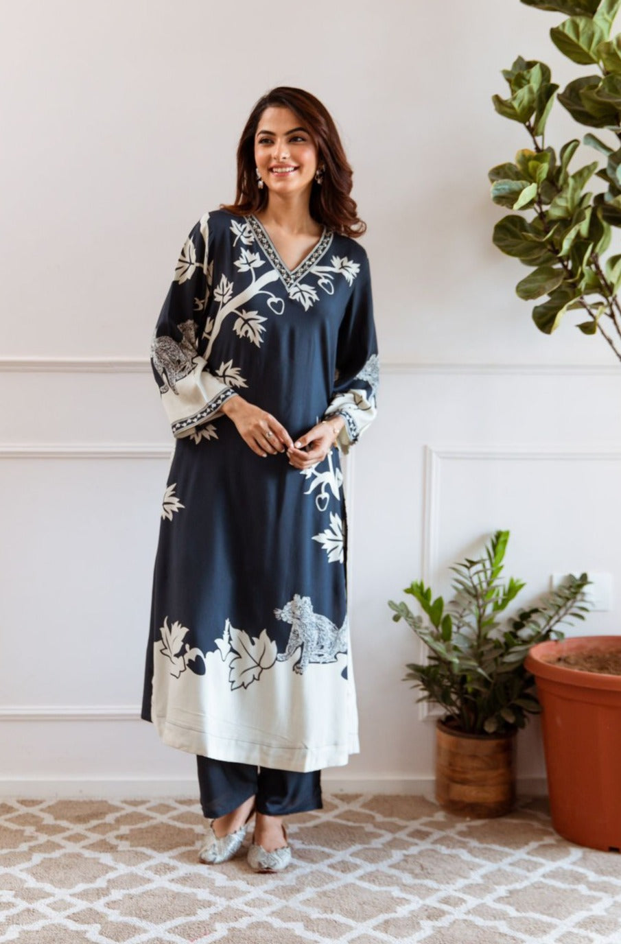 JAGDEEP AZURE PRINTED KURTA PANT SET- AL