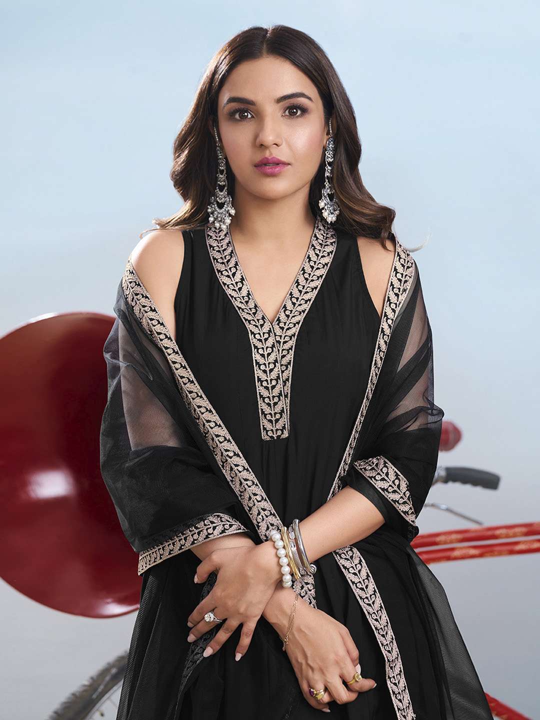 Women Floral Yoke Design Regular Kurta with Trousers & With Dupatta