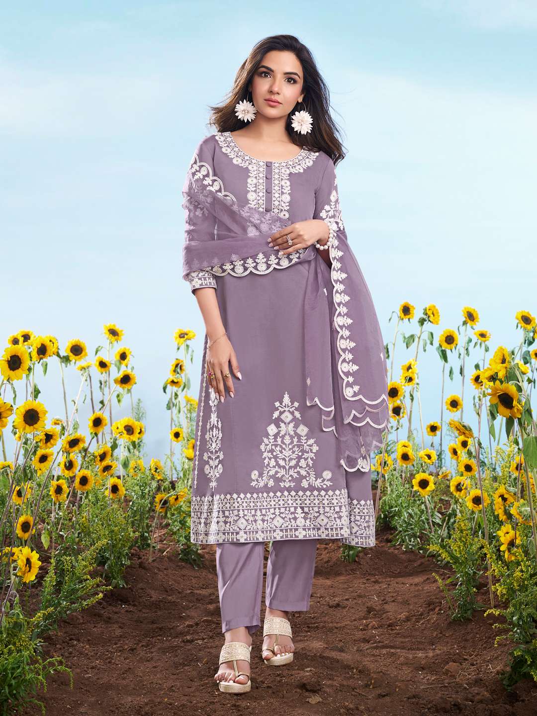 Floral Embroidered Thread Work Straight Kurta With Trousers And Dupatta