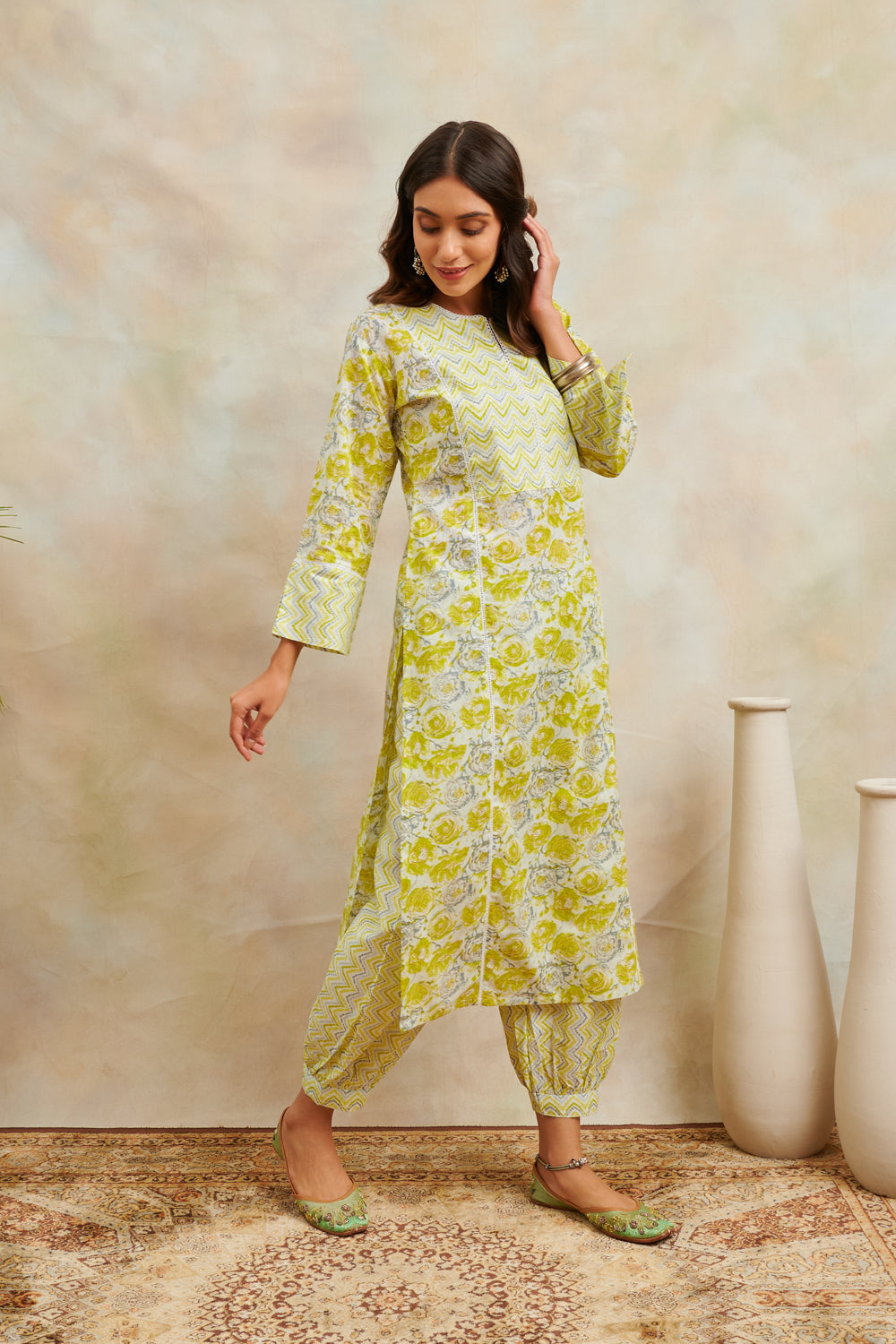 Lemon Yellow Printed Straight Kurta