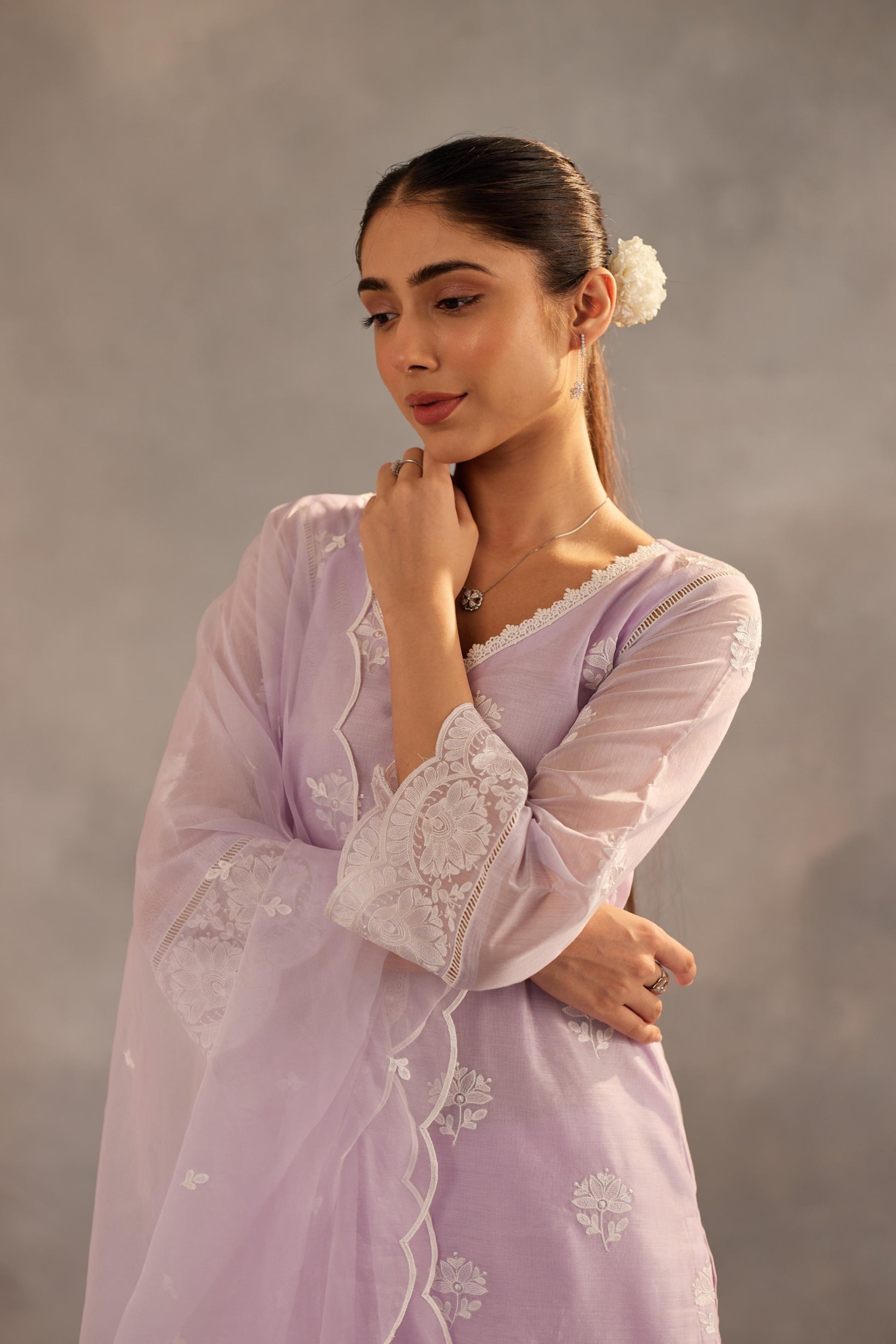 Gul - Lavender Embroidered Suit Set.- NV