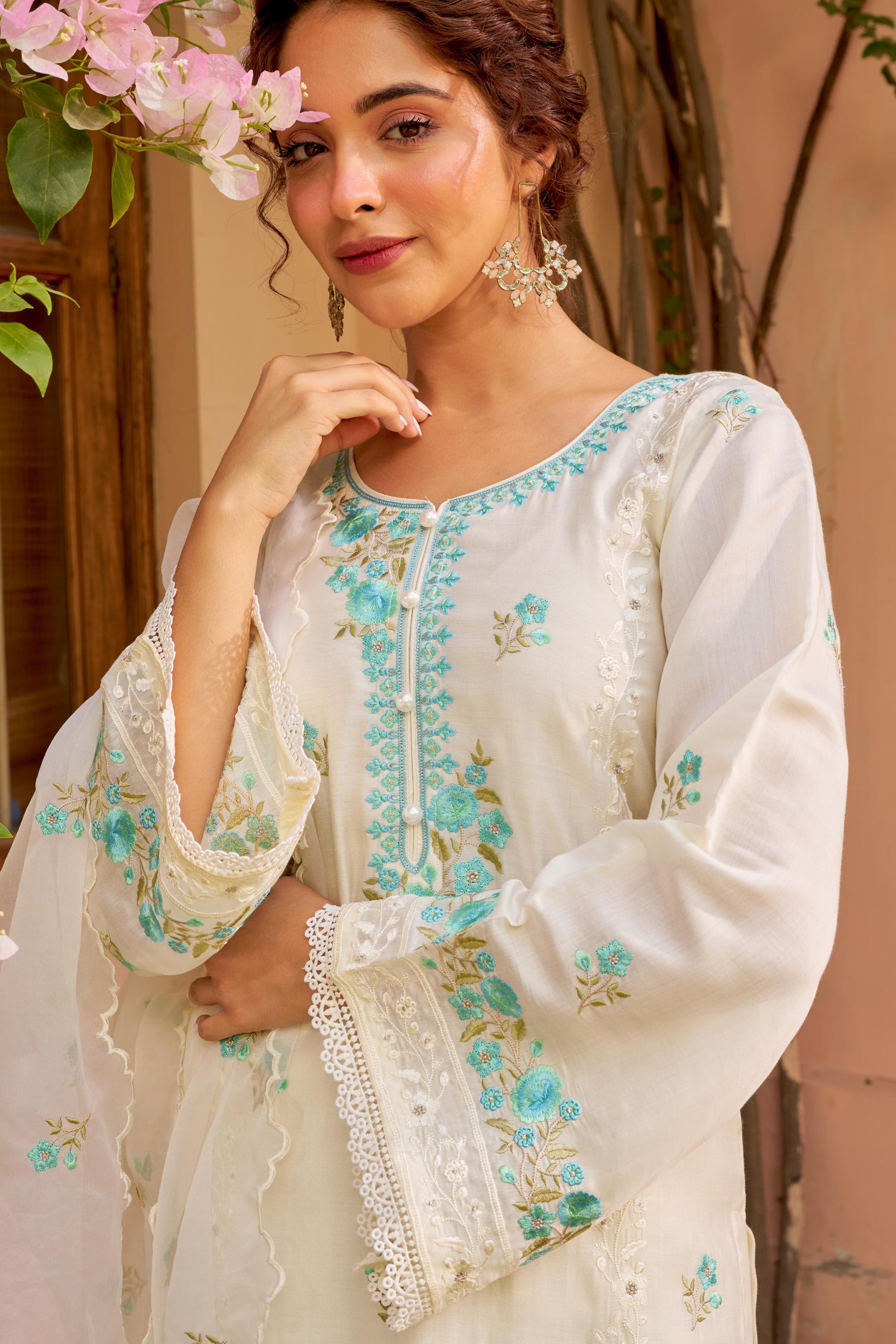 Banphool - Ivory White Chanderi Embroidered Suit Set.- NV