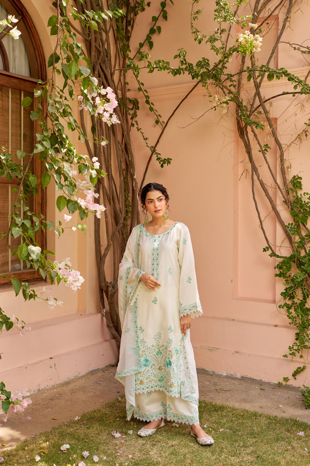 Asoniya - Ivory White Chanderi Embroidered Suit Set.- NV