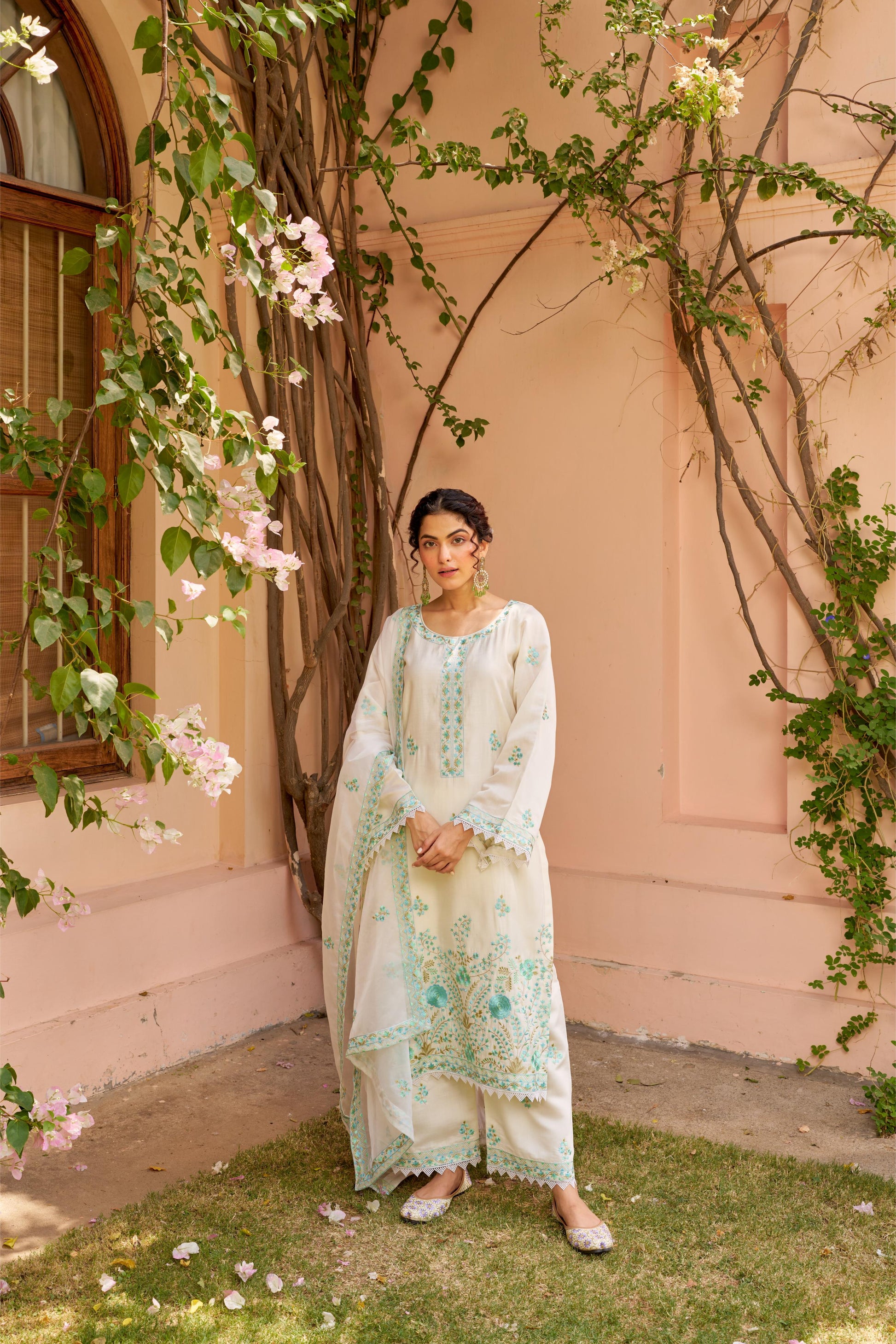 Asoniya - Ivory White Chanderi Embroidered Suit Set.- NV