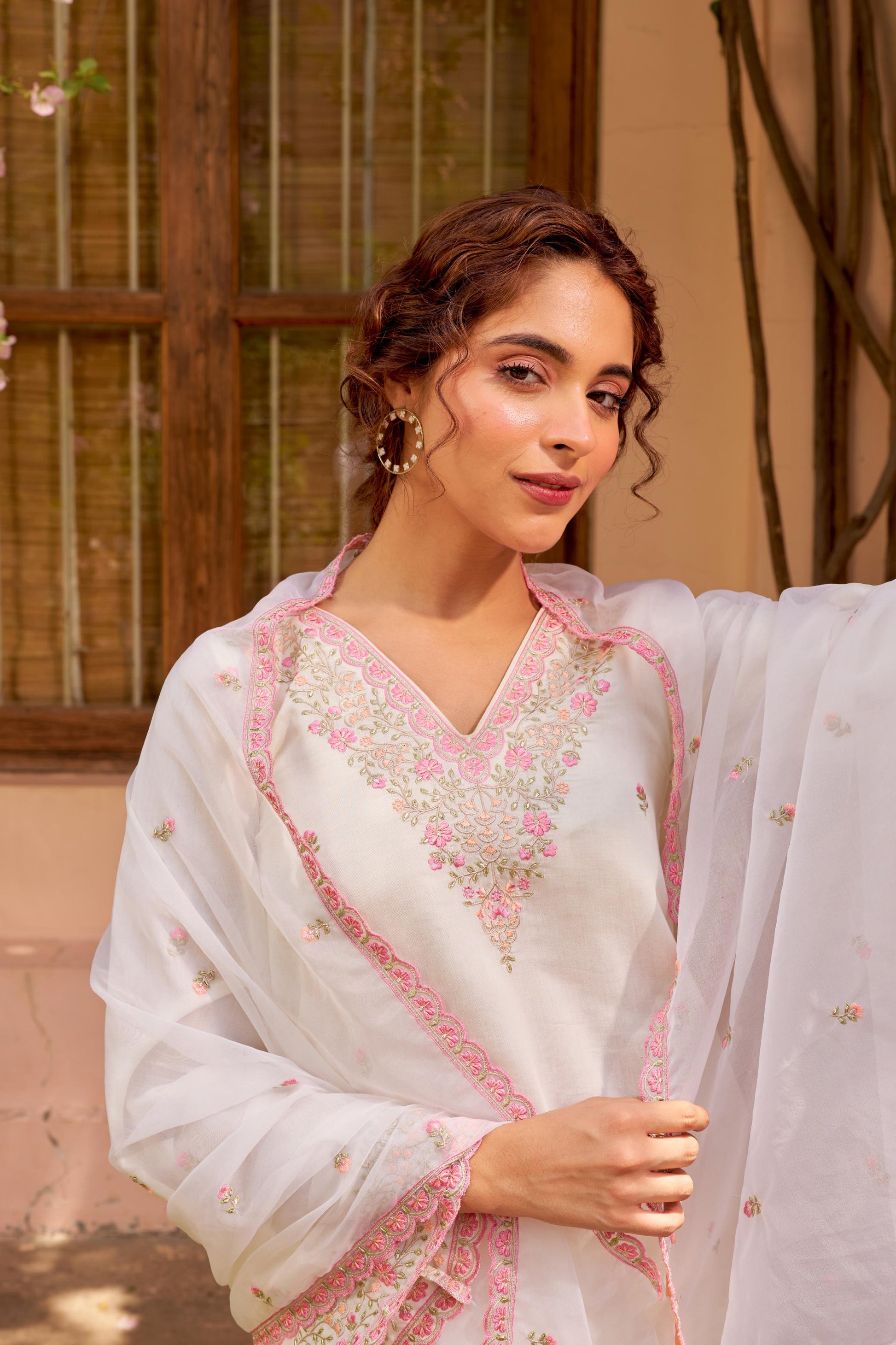 Moghra - Ivory White Chanderi Embroidered Suit Set.- NV