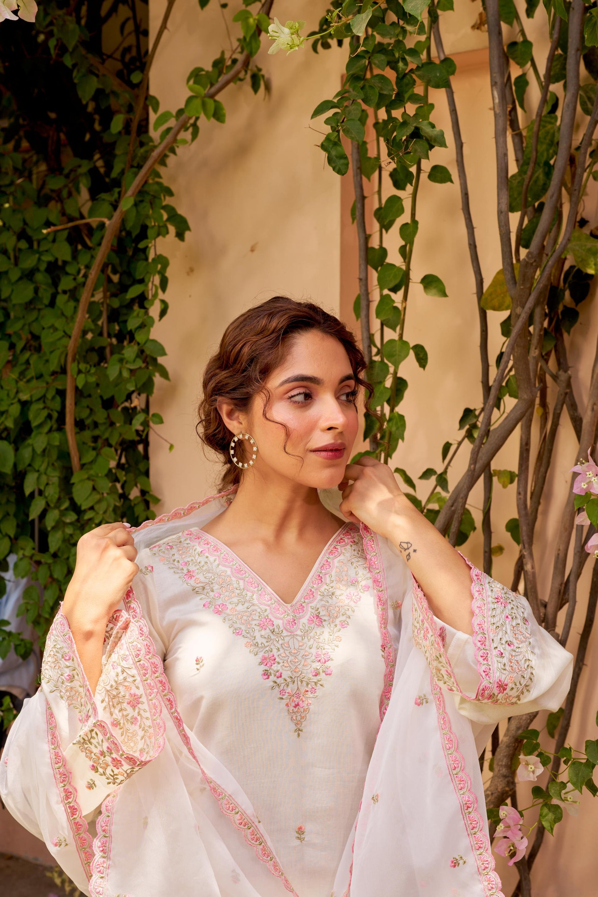 Moghra - Ivory White Chanderi Embroidered Suit Set.- NV