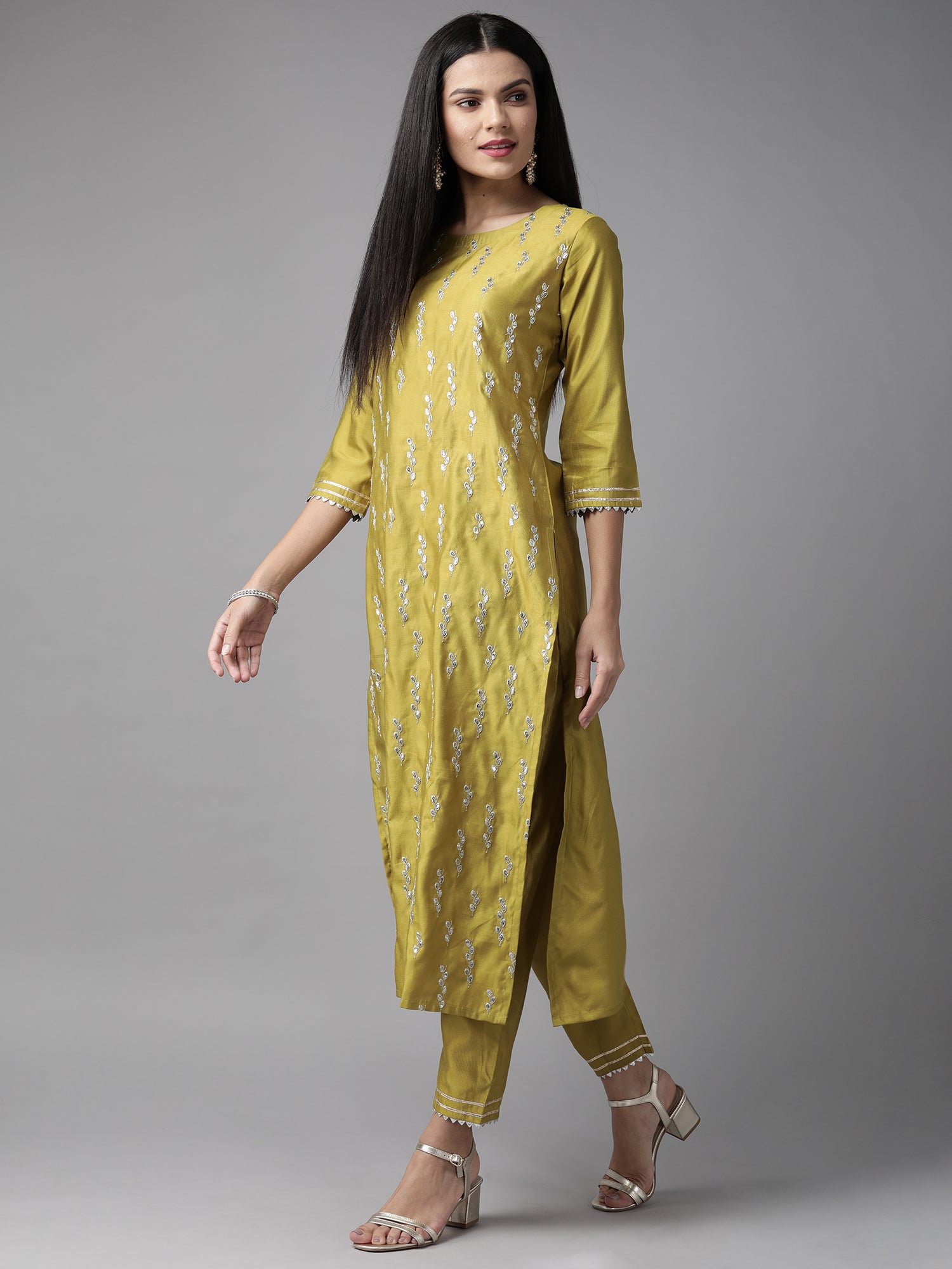 Women Olive Green & Off-White Embroidered Kurta with Trousers & Dupatta