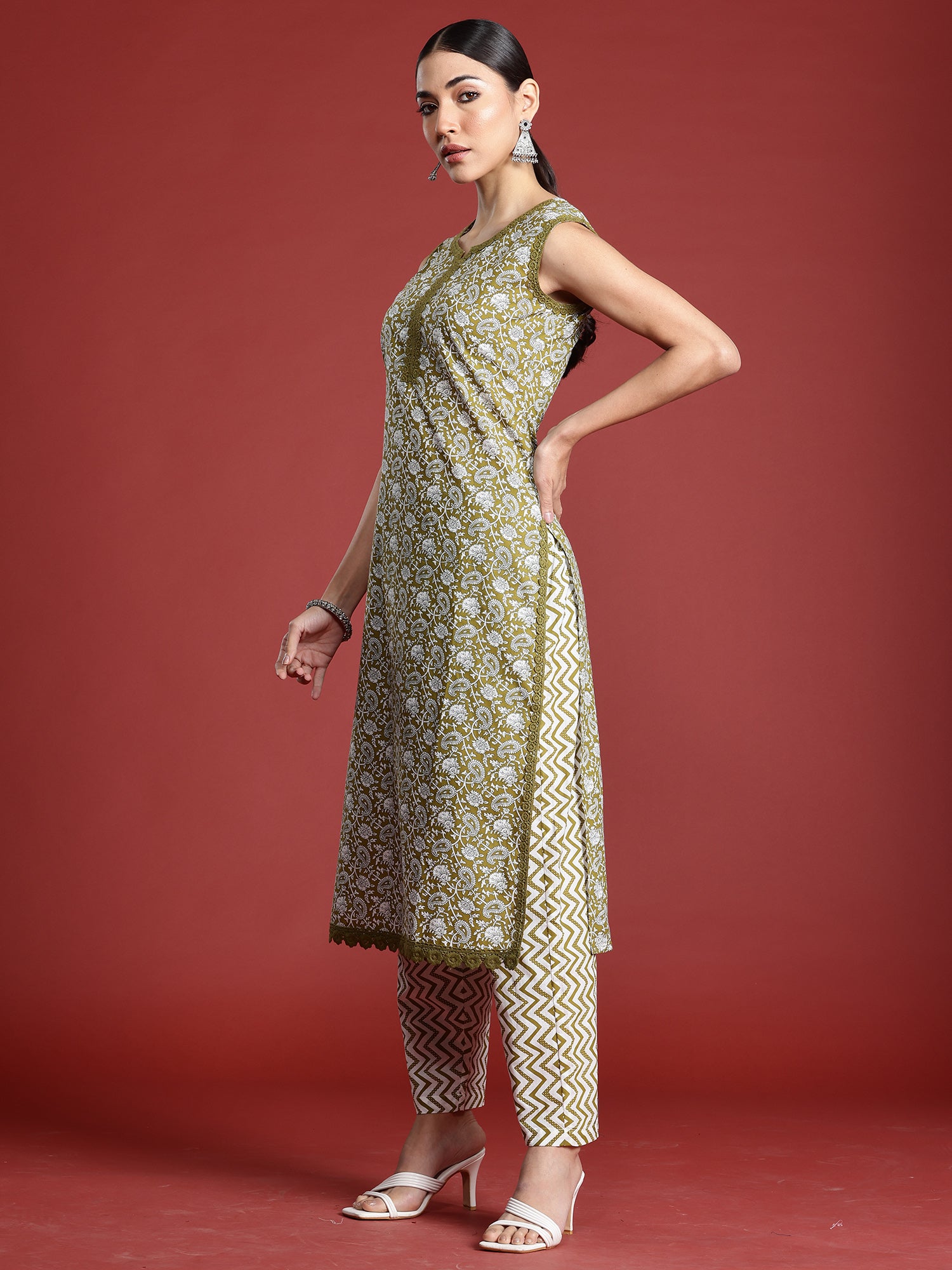 Indo Era Green Printed Straight Kurta Trousers With Dupatta Set- IE