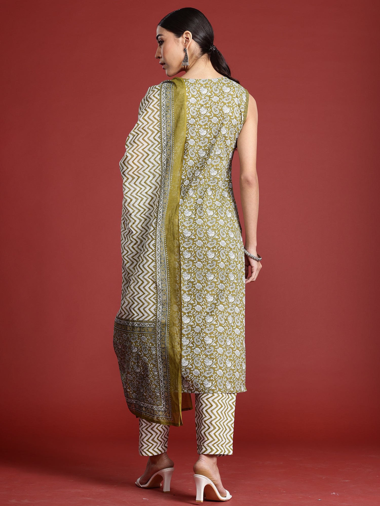 Indo Era Green Printed Straight Kurta Trousers With Dupatta Set- IE