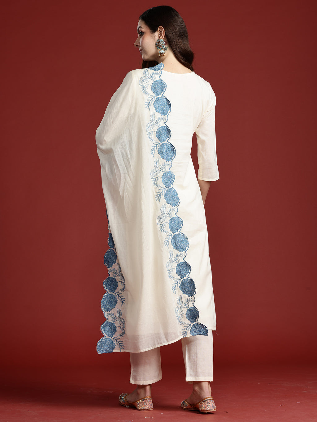 Indo Era Off White Embroidered Straight Kurta Trousers With Dupatta Set- IE