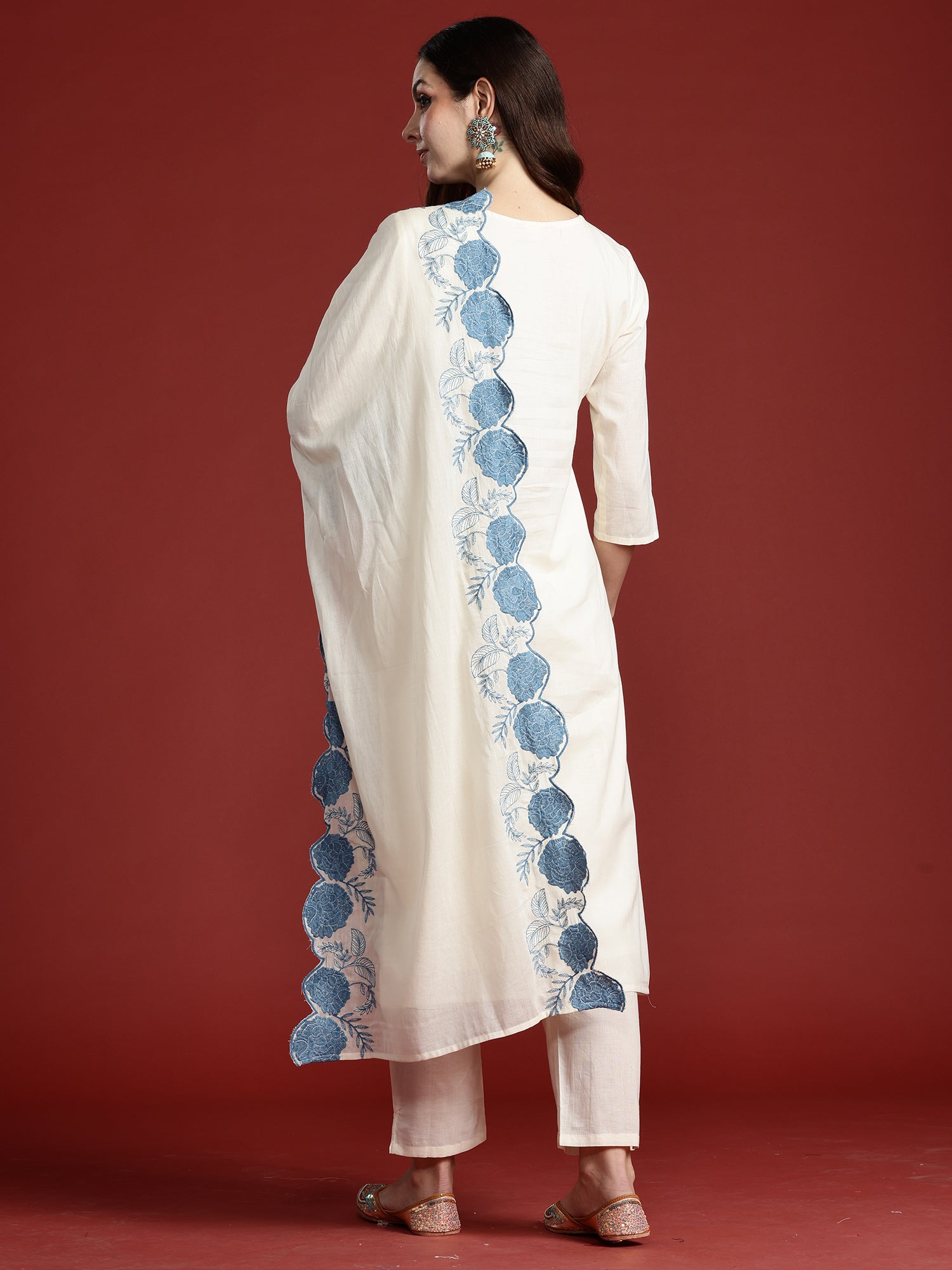 Indo Era Off White Embroidered Straight Kurta Trousers With Dupatta Set- IE