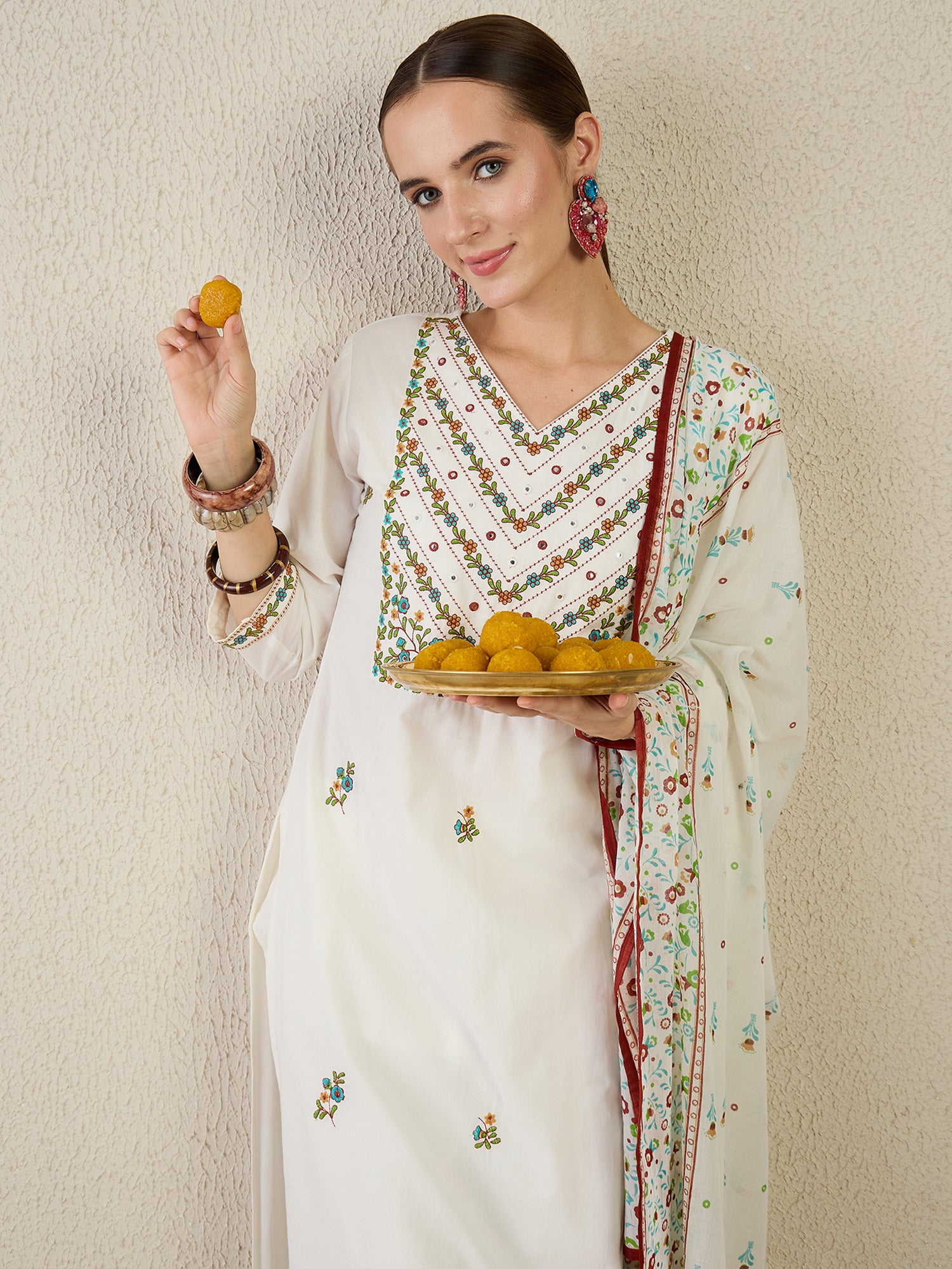 Indo Era Off White Embroidered Straight Kurta Trousers With Dupatta set- IE