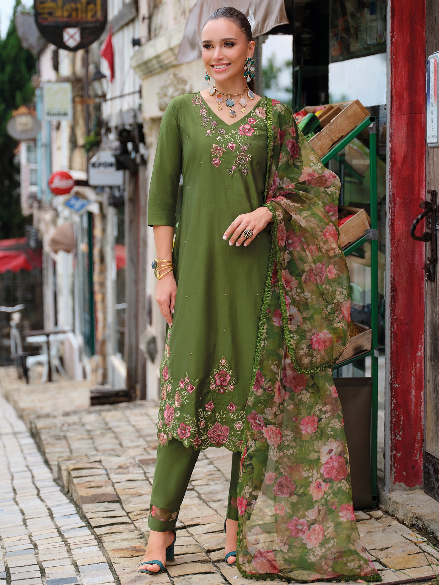 Indo Era Green Embroidered Straight Kurta Trousers With Dupatta Set- IE