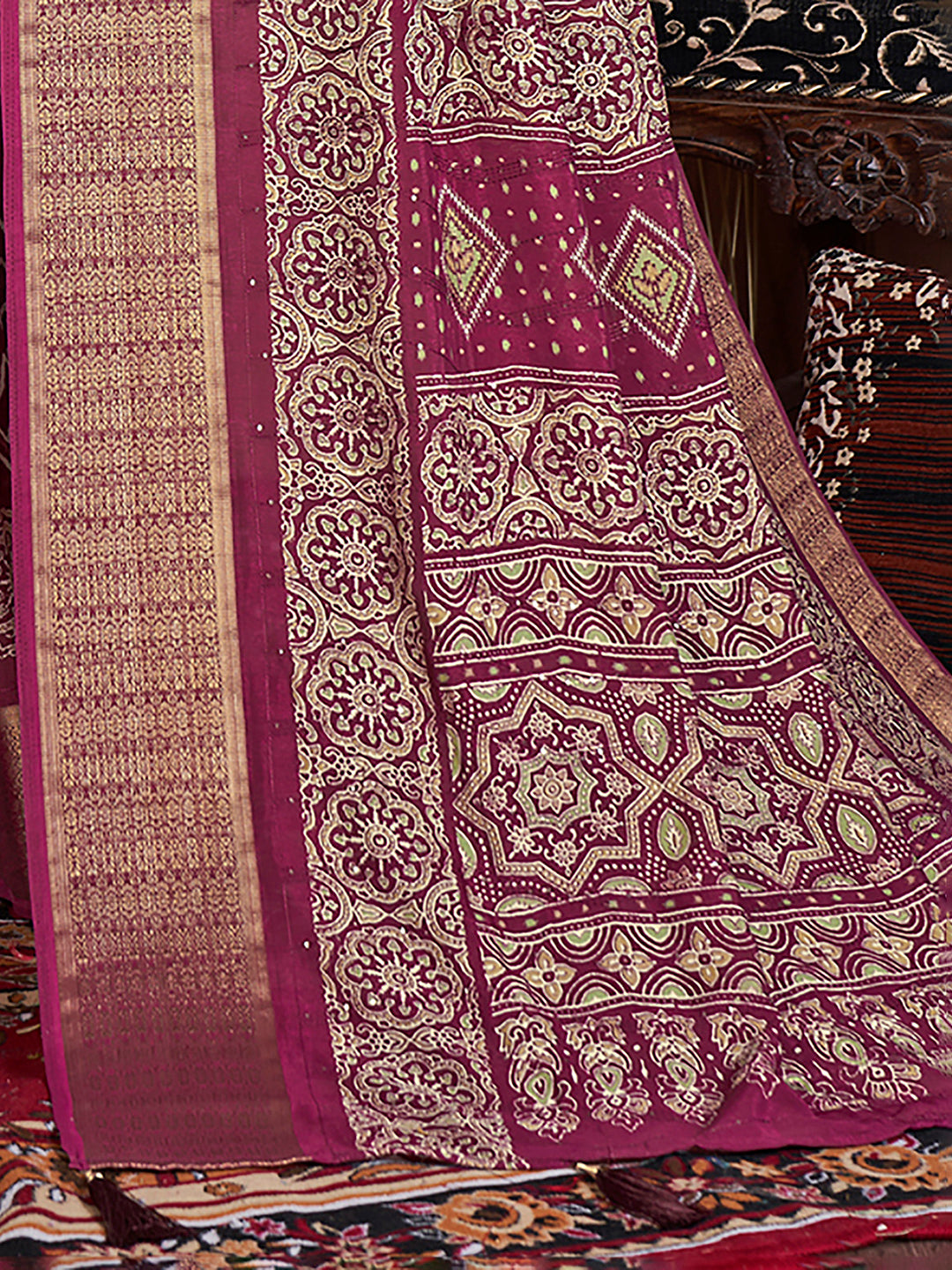 Silk Blend Magenta Embroidered Designer Saree With Blouse