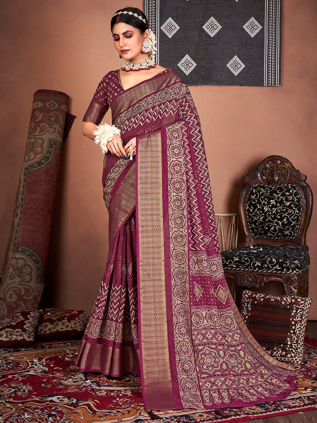 Silk Blend Magenta Embroidered Designer Saree With Blouse