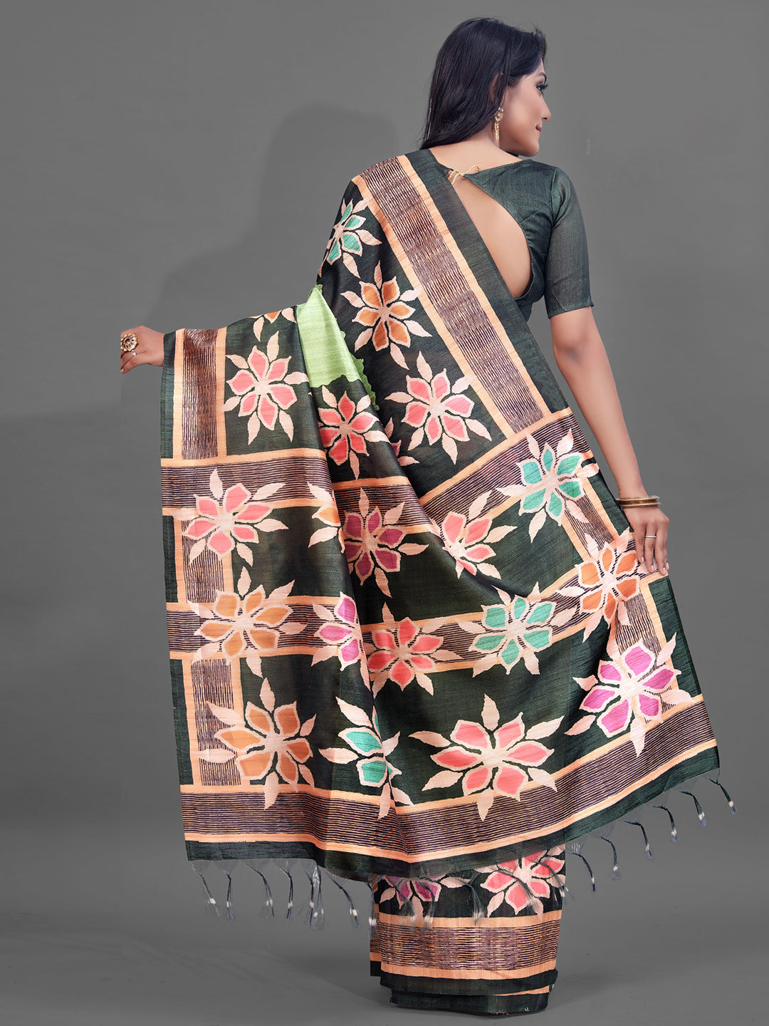 Manipuri Silk Green Digital Print Designer Saree With Blouse