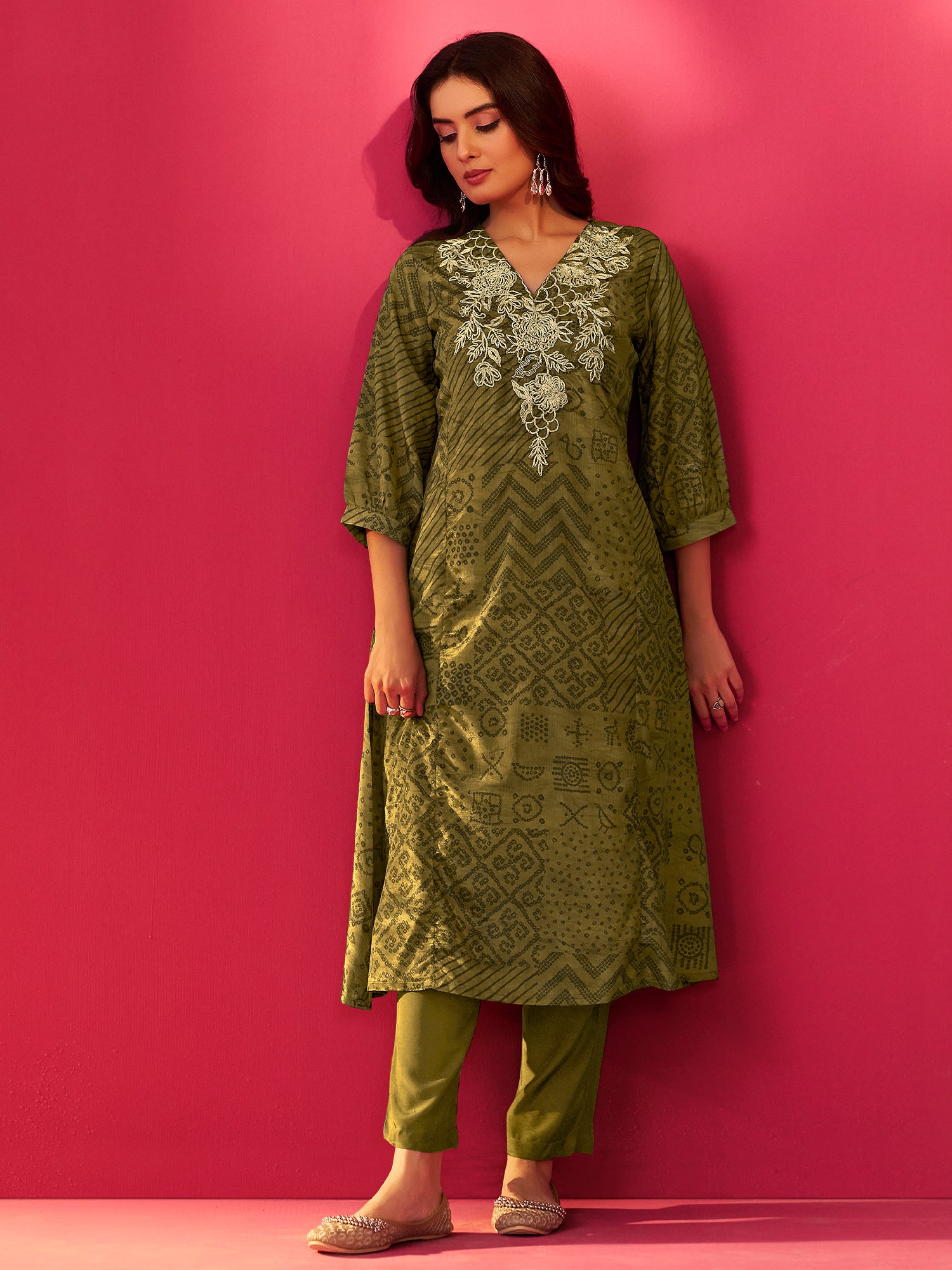 Indo Era Green Embroidered Straight Kurta Trousers Set-IE