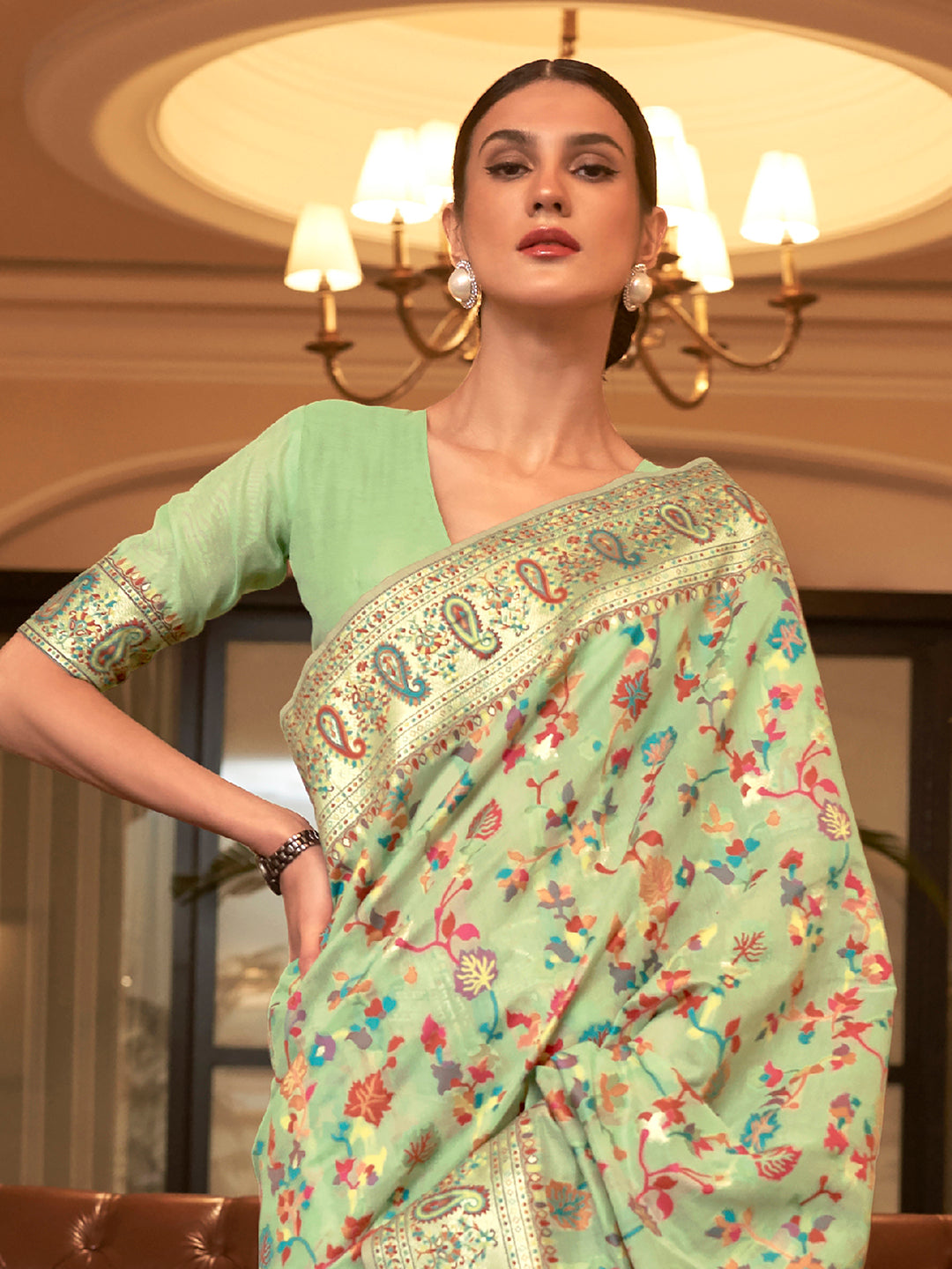 Silk Blend Green Woven Design Celebrity Saree With Blouse