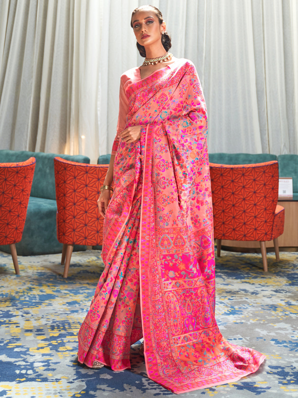 Cotton Blend Pink WovenDesign HandloomSaree With Blouse Piece