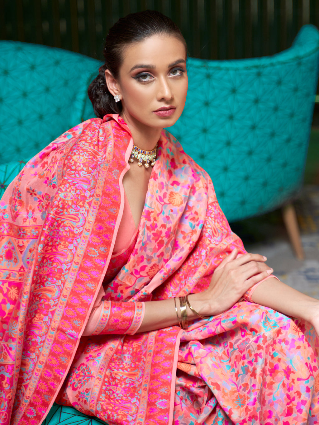 Cotton Blend Pink WovenDesign HandloomSaree With Blouse Piece