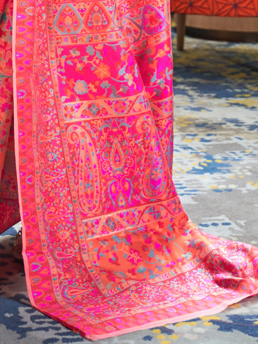 Cotton Blend Pink WovenDesign HandloomSaree With Blouse Piece