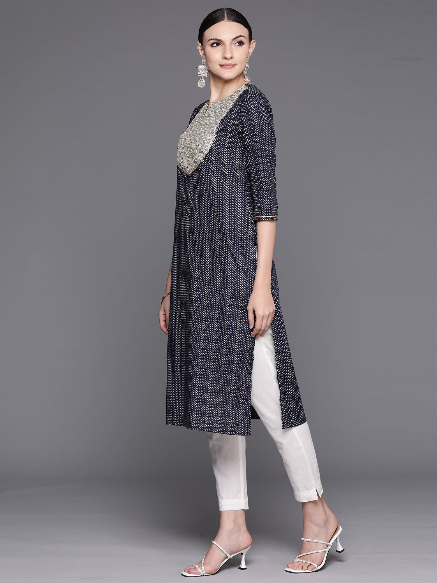 Navy Blue Embroidered Straight Kurtas