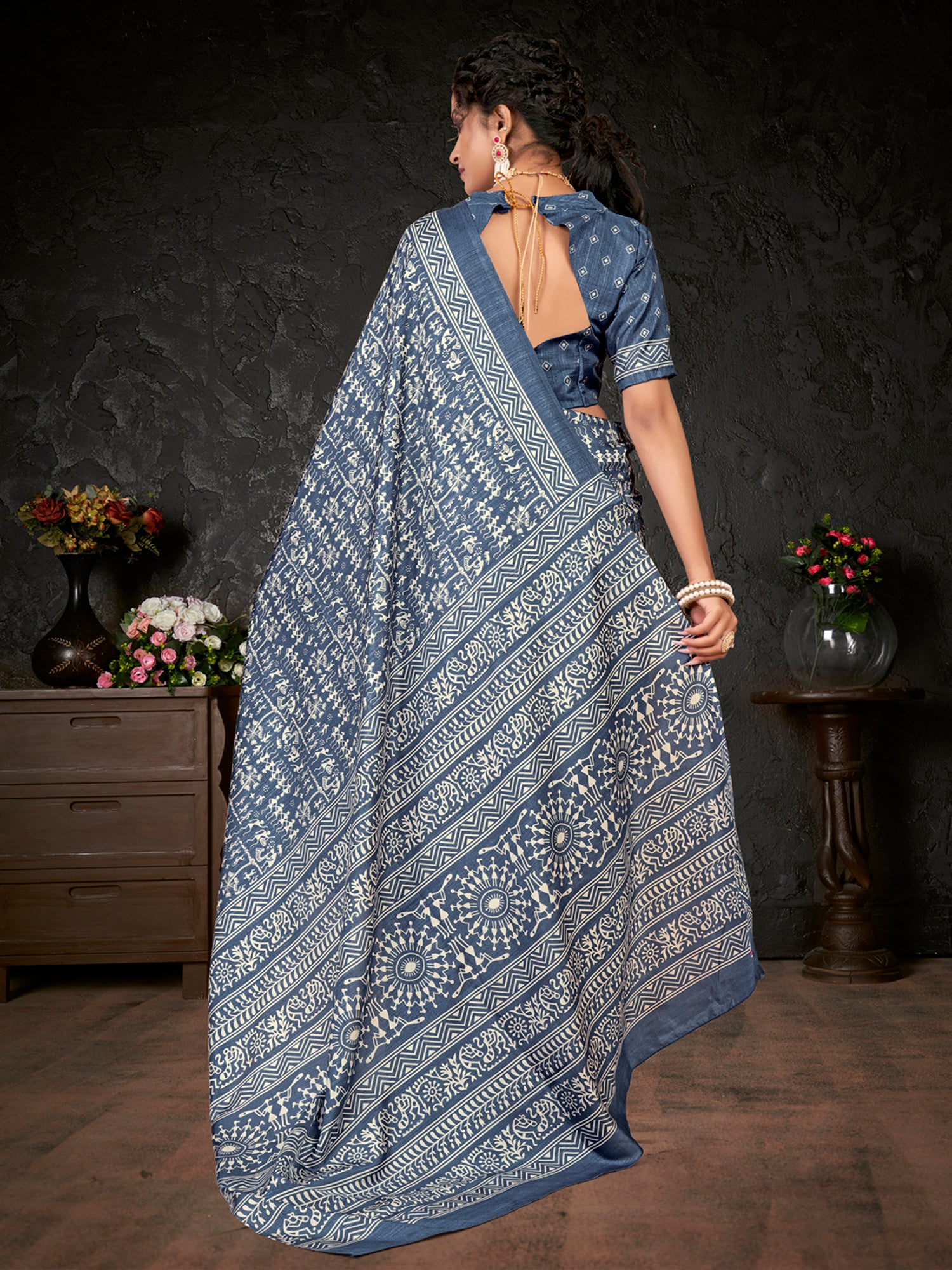 Dola Silk Grey Printed Designer Saree With Blouse