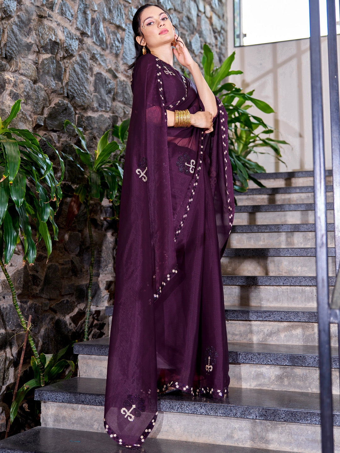 Organza Magenta Embellished Designer Saree With Blouse