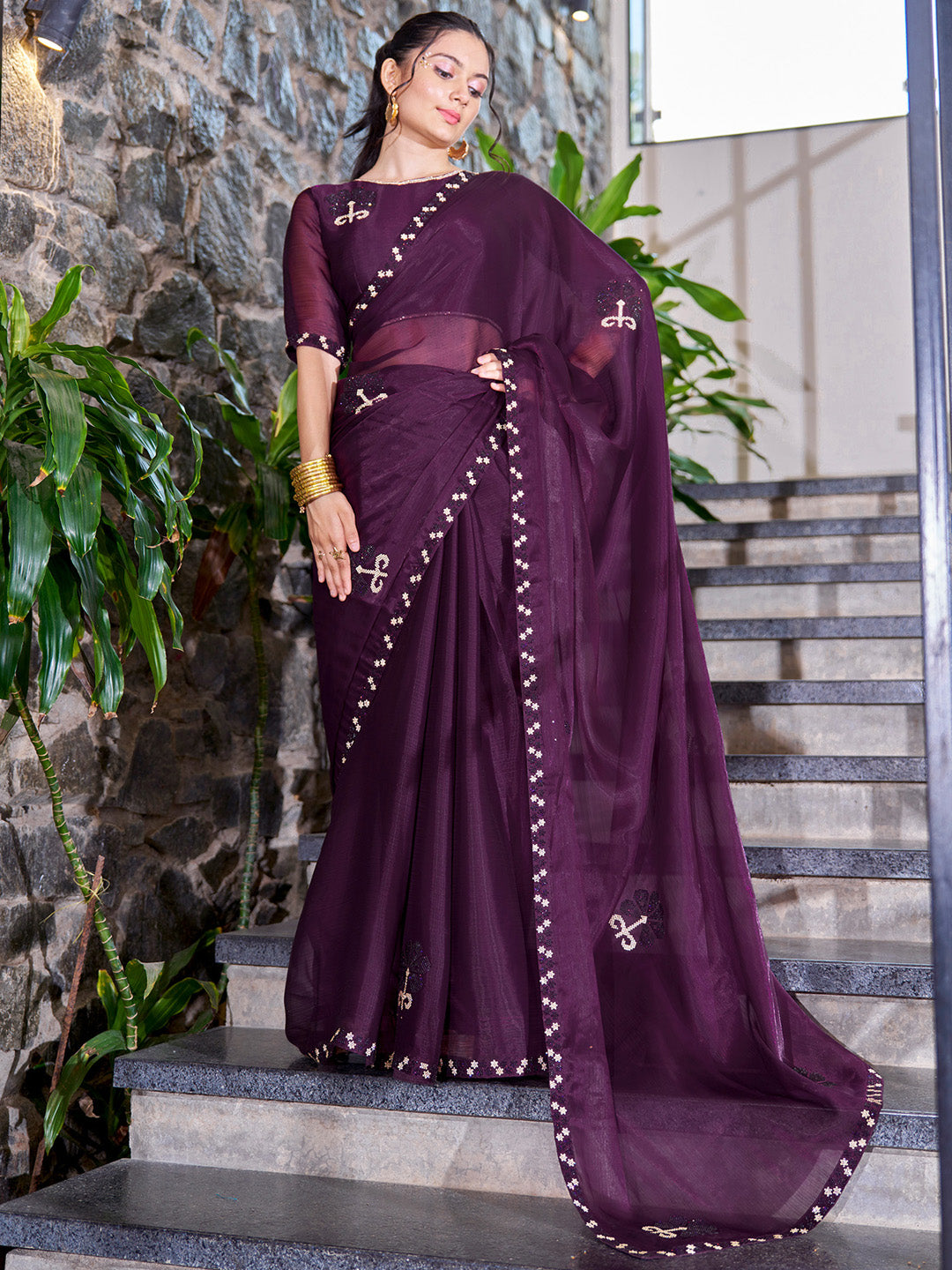 Organza Magenta Embellished Designer Saree With Blouse