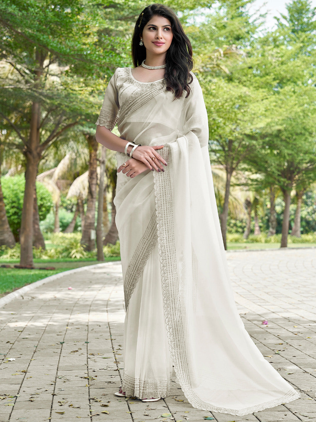 Organza Off White Embellished Designer Saree With Blouse