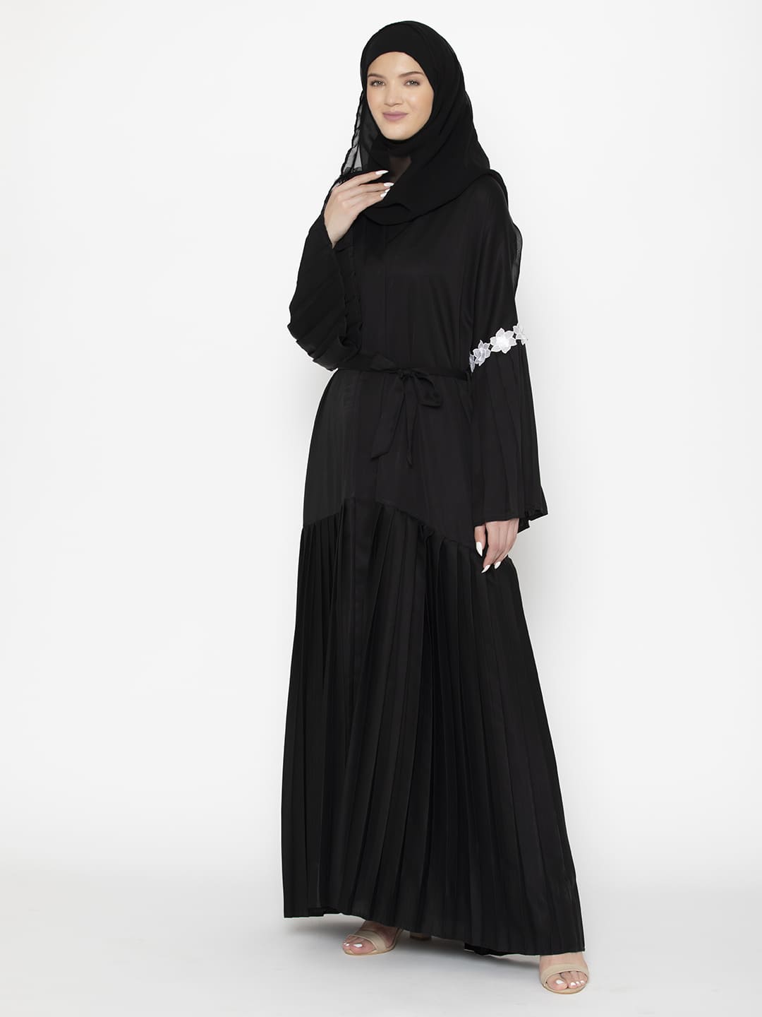 Noble Stylized Harmony Abaya