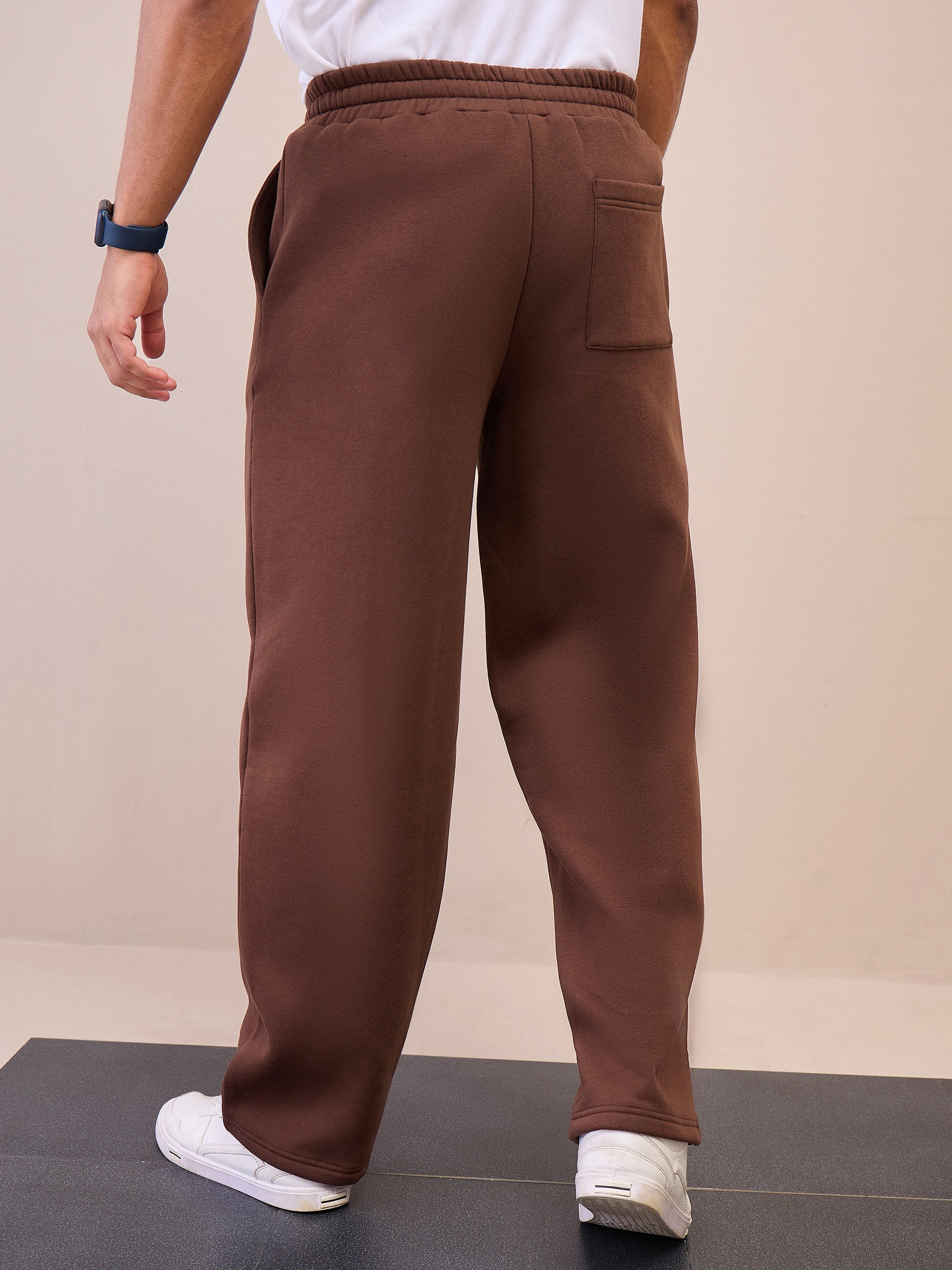 Men Dark Brown Pintuck Oversize Sweatpants