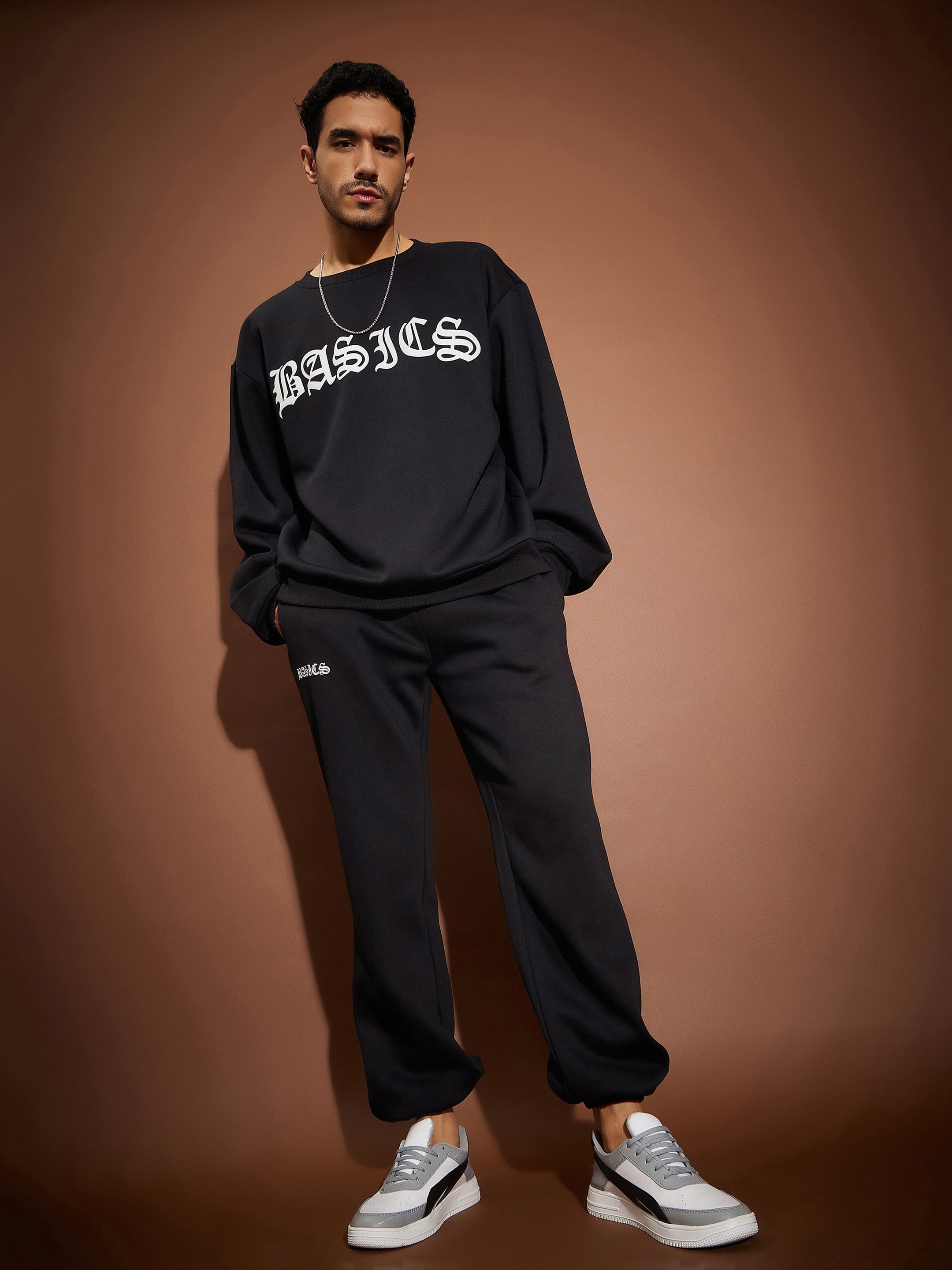 Men Black BASIC Oversized Sweatshirt With Joggers