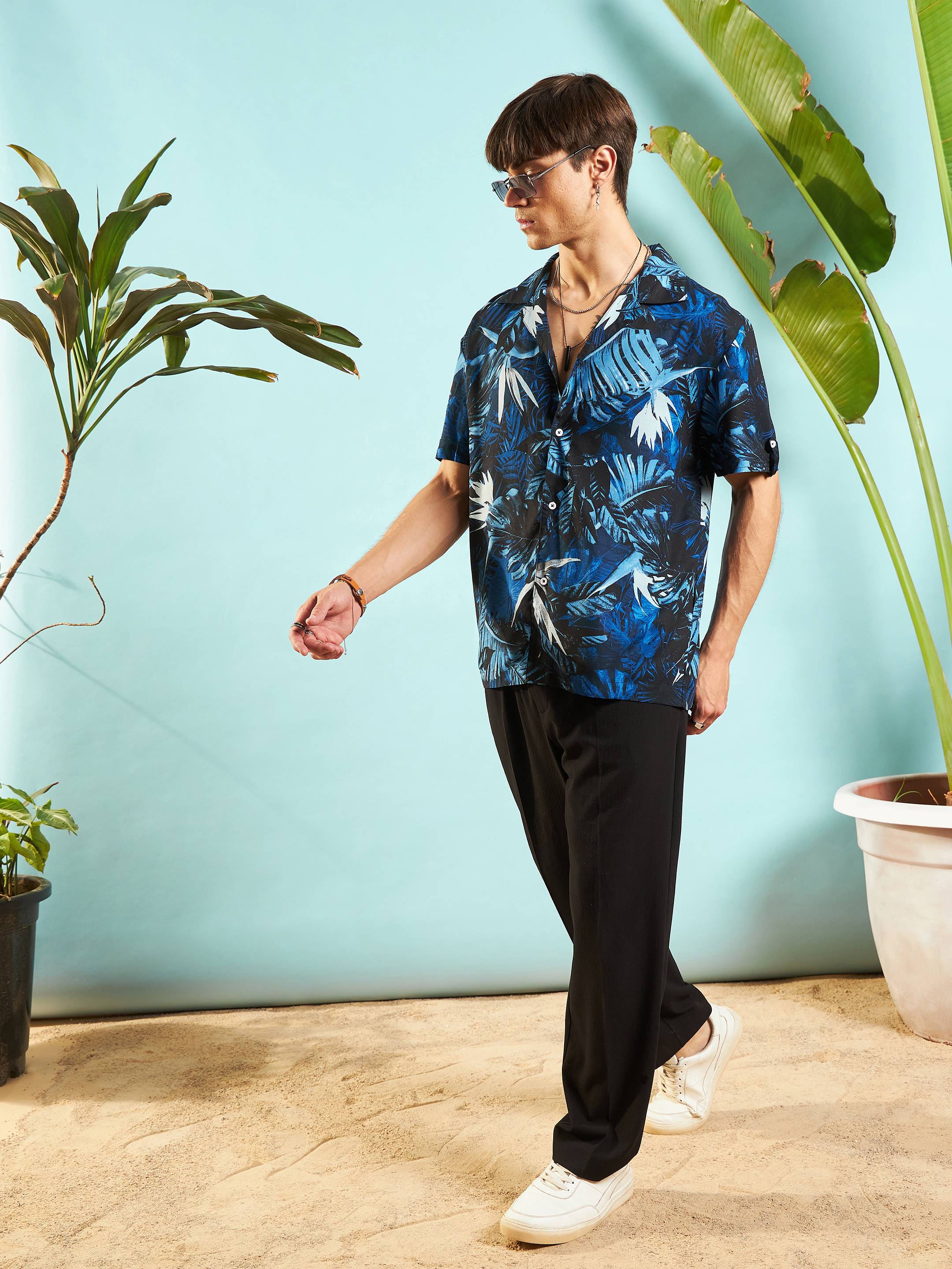 Men Blue Tropical Print Rollup Sleeves Relax Fit Shirt