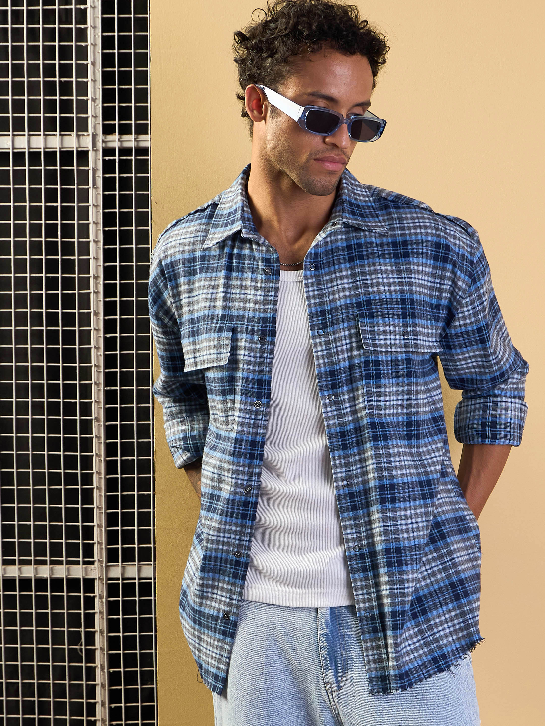 Men Grey & Blue Check Raw Edge Hem Oversize Shirt