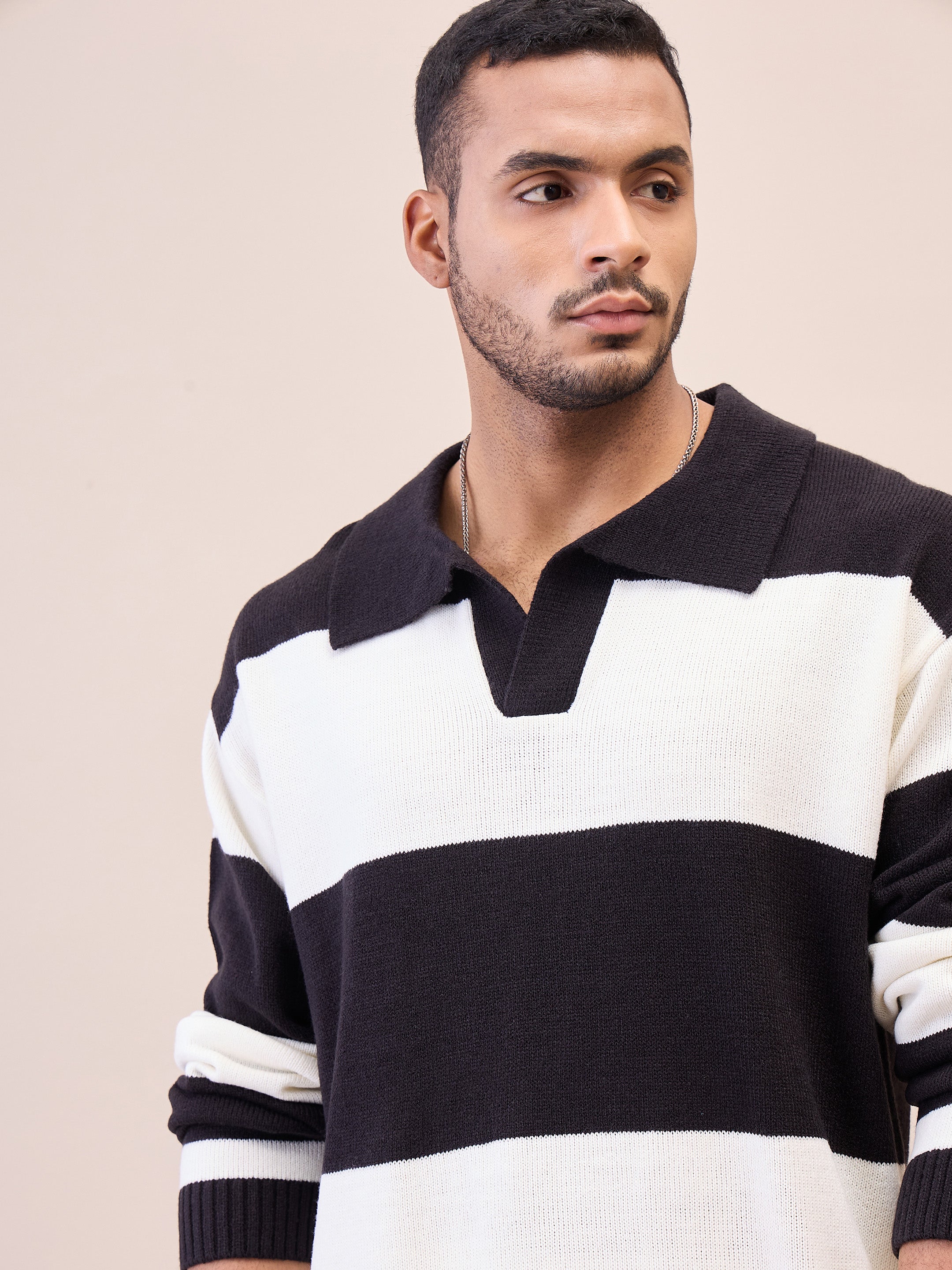 Men Unisex Black & Off White Collar Neck Oversize Sweater