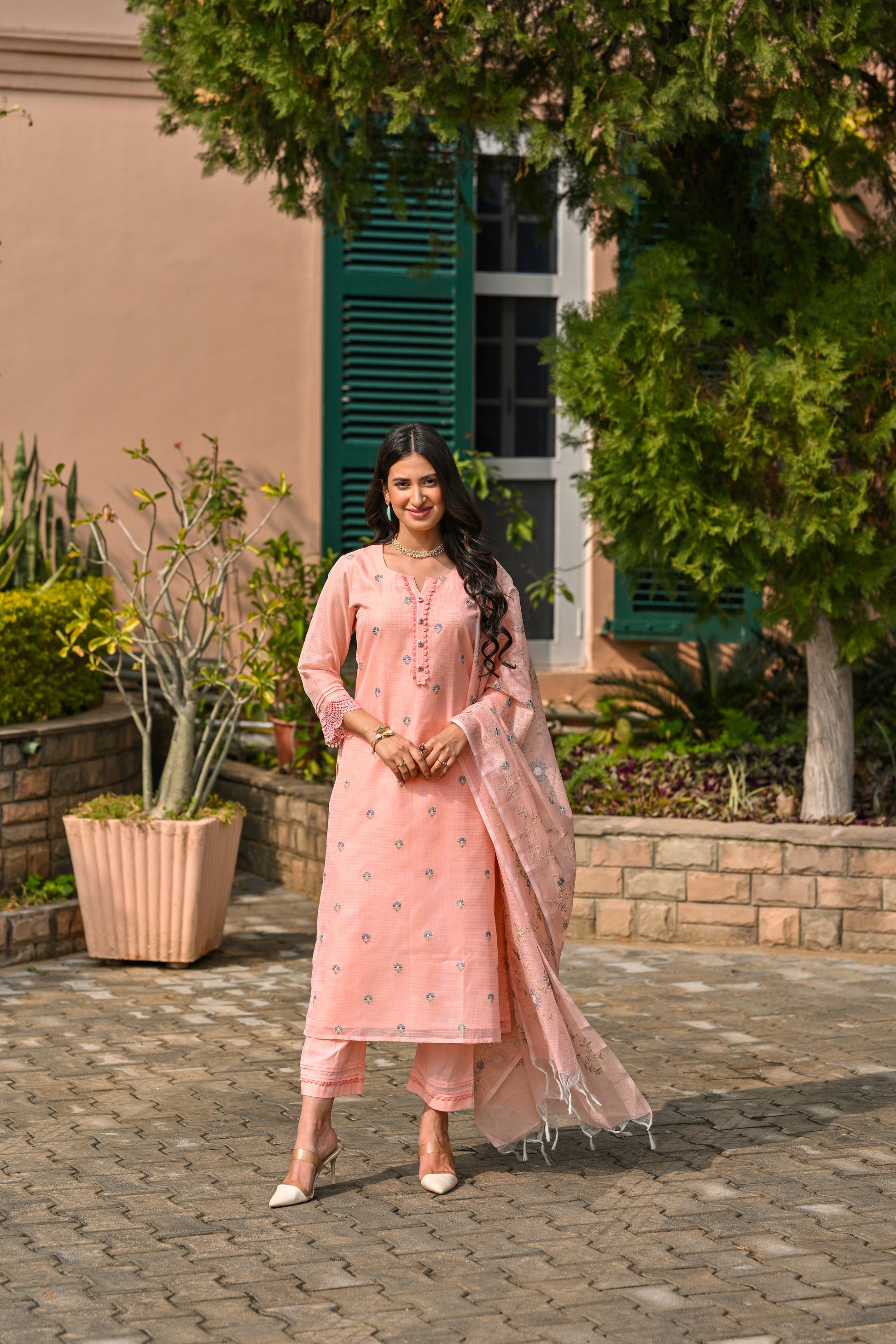 Peach Spring Kota Doriya Thread Work Embroidery Suit Set with Lace -SET OF-3