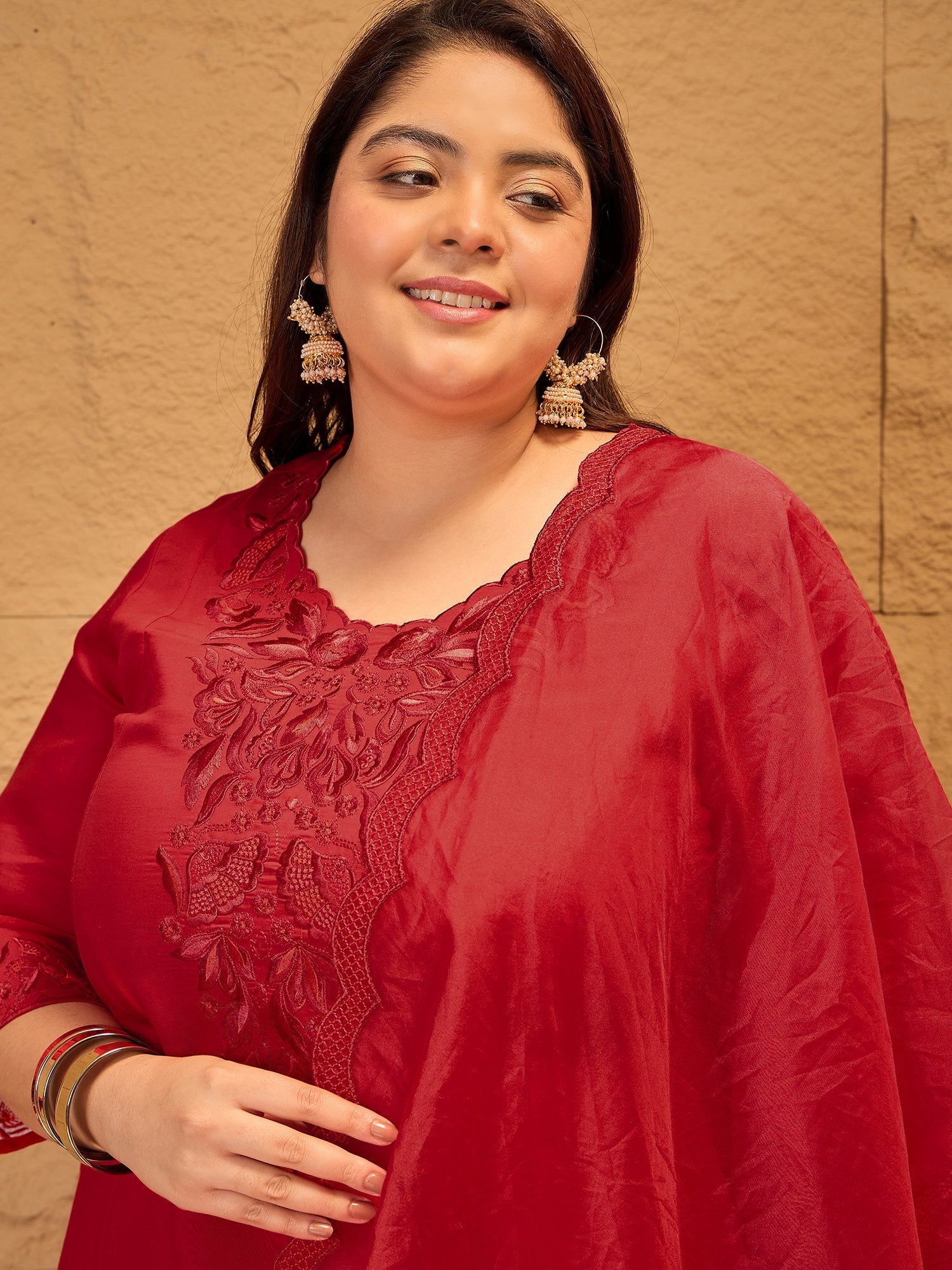 Plus Size Floral Yoke Design Straight Kurta With Trousers & Dupatta - ID