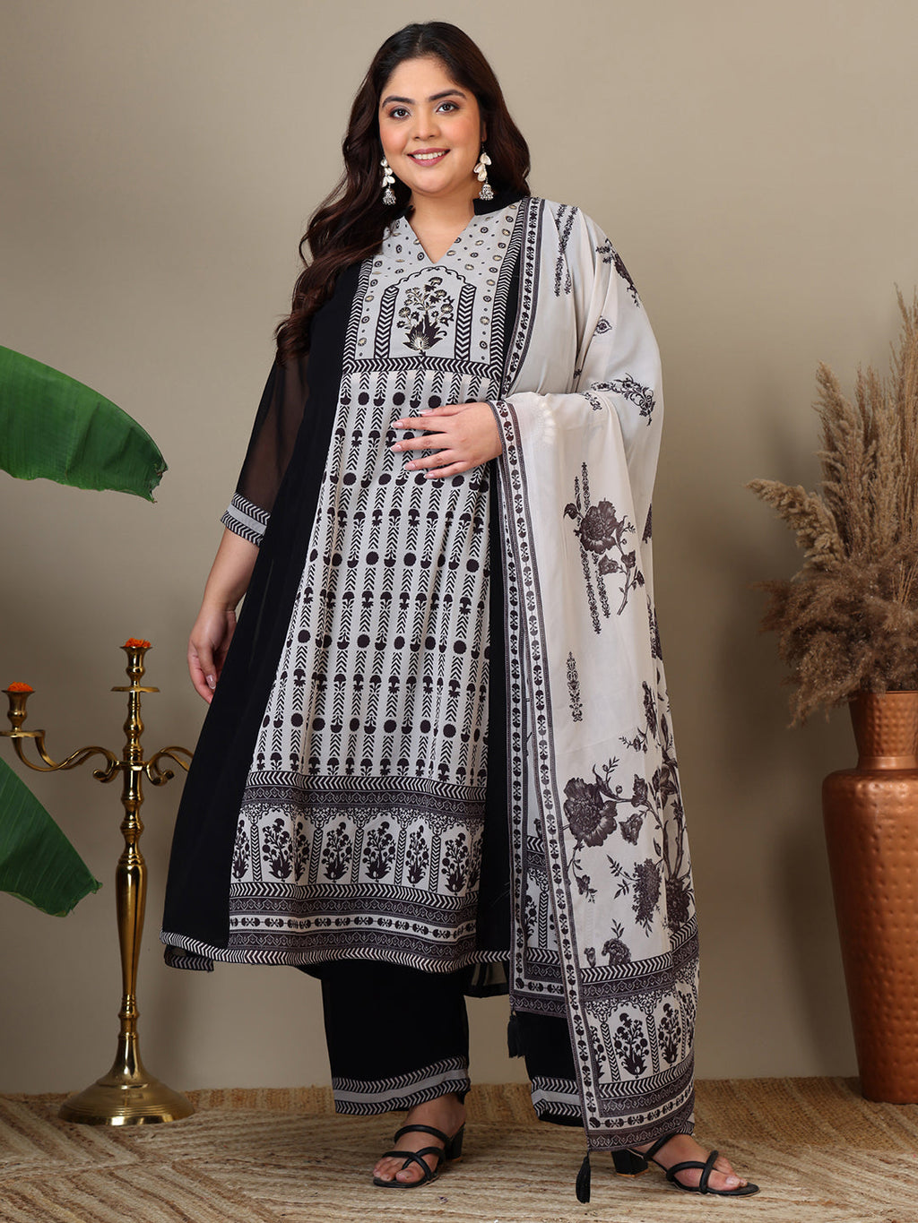 Women Plus Size Ethnic Motifs Printed Kurta with Palazzo & Dupatta - ID