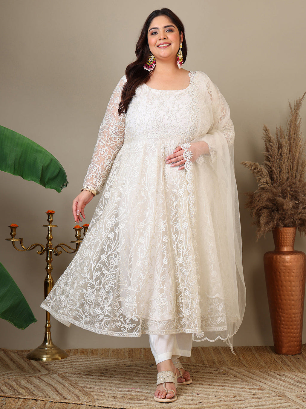 Women Floral Embroidered Empire Thread Work Kurta with Trousers & Dupatta - ID