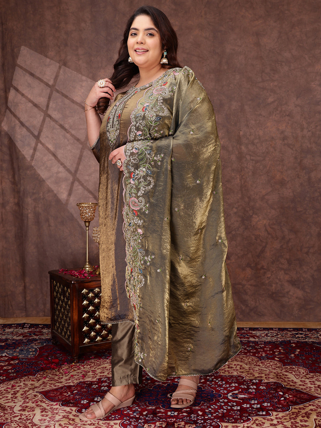 Women Floral Embroidered Regular Kurta with Trousers & With Dupatta - ID