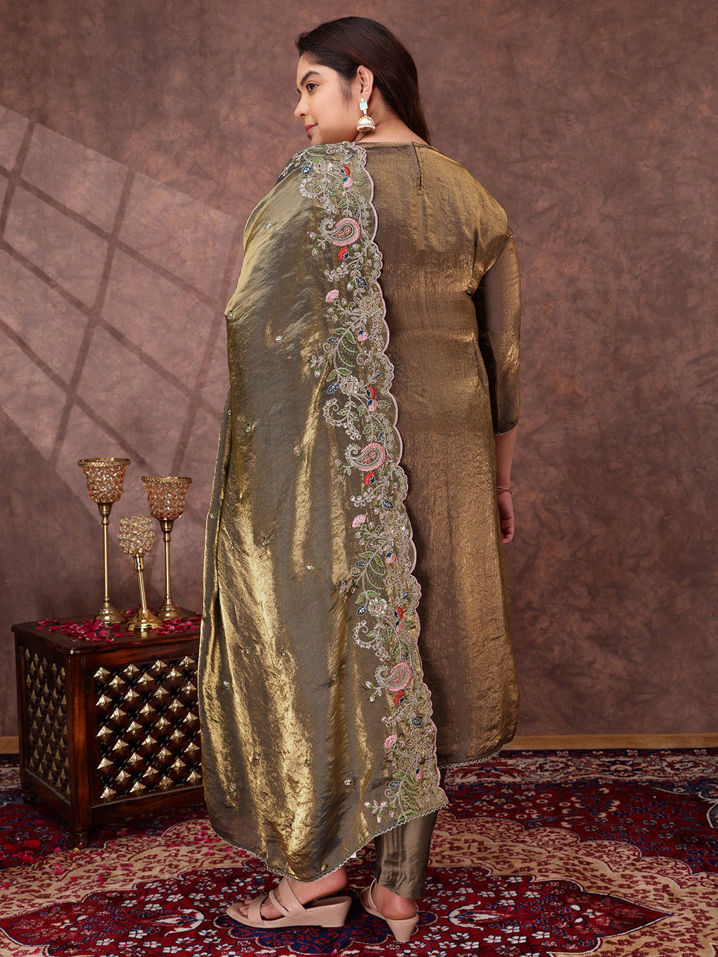 Women Floral Embroidered Regular Kurta with Trousers & With Dupatta - ID