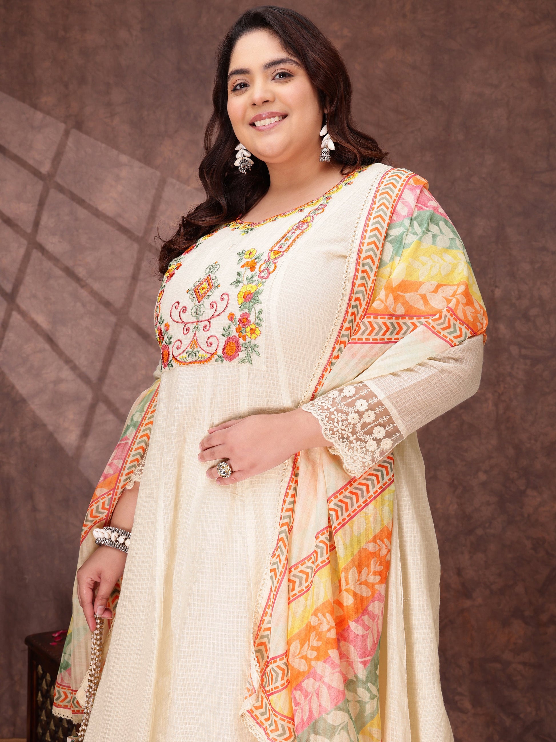 Women Floral Embroidered Thread Work Anarkali Kurta with Trousers & Dupatta - ID