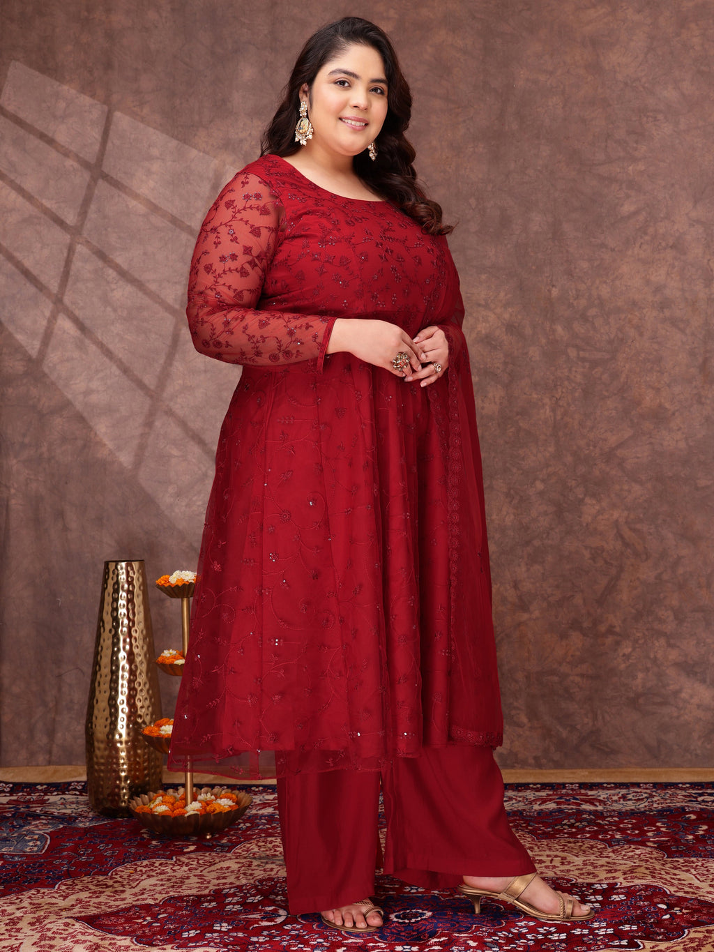 Women Floral Embroidered Thread Work Kurta with Palazzos & Dupatta - ID